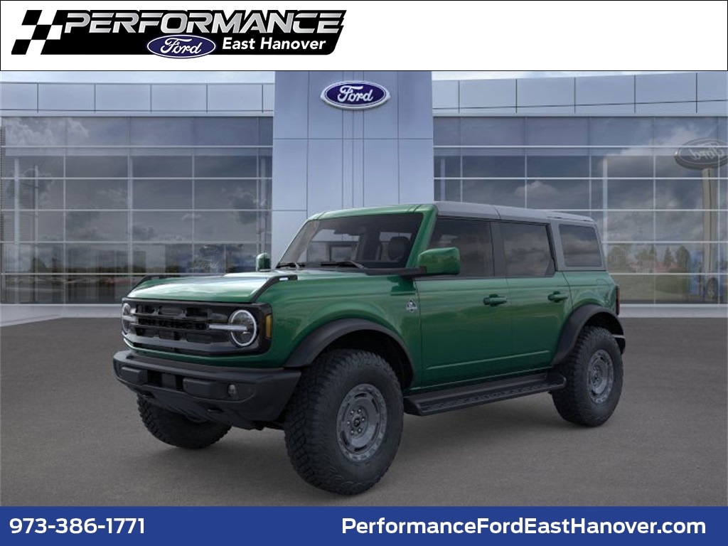 2025 Ford Bronco 4-Door Outer Banks's photo