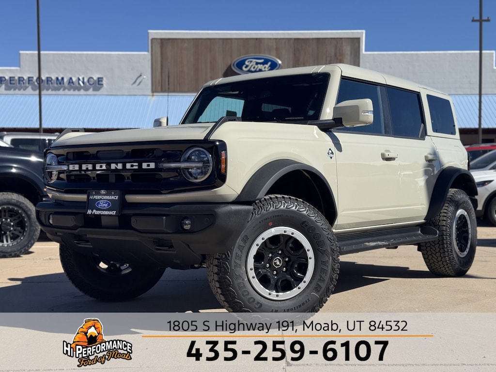New 2025 Ford Bronco Outer Banks SUV
