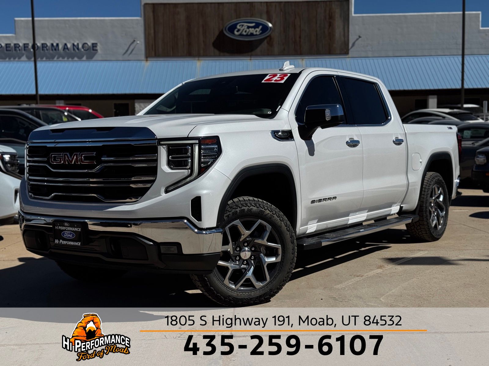 2023 GMC Sierra 4WD Crew Cab Short Box SLT's photo