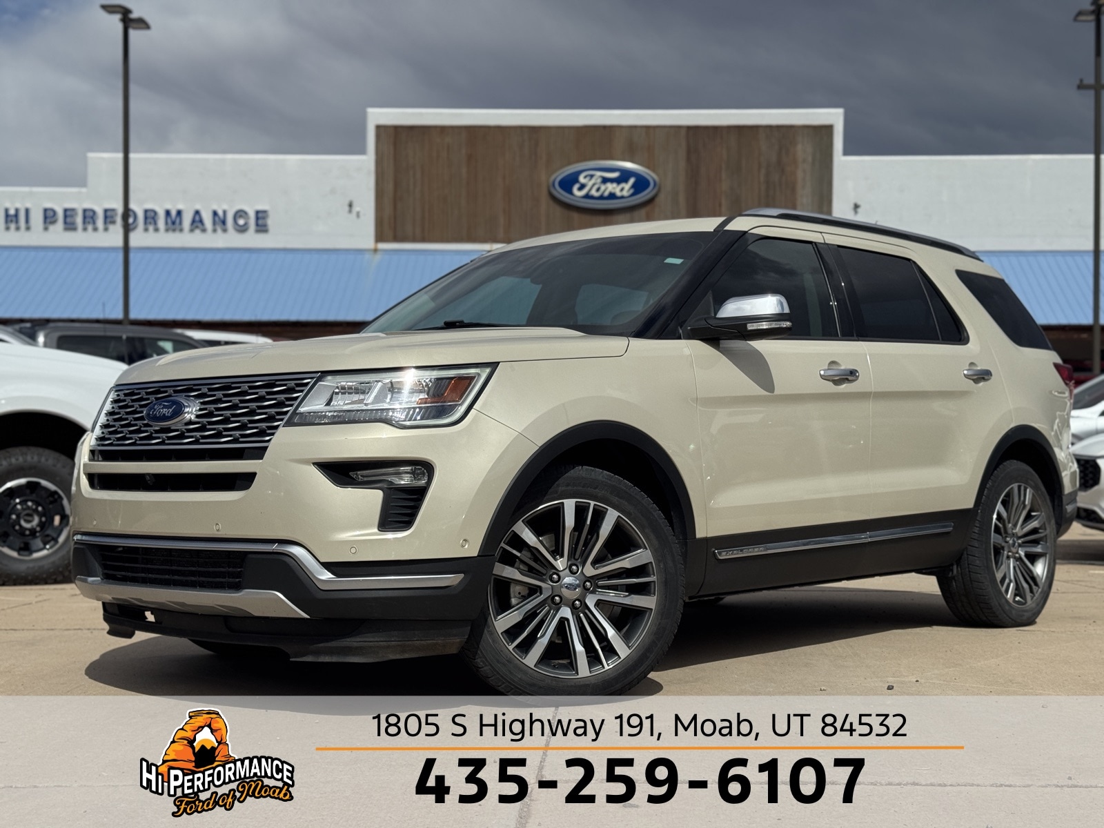 2018 Ford Explorer Platinum's photo