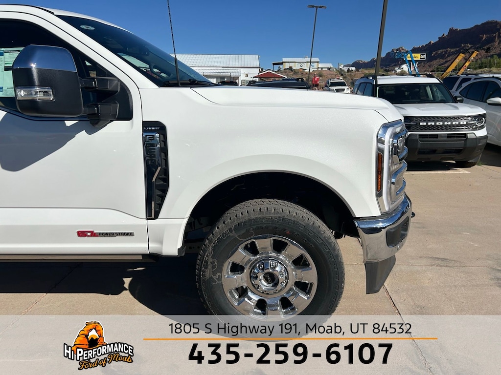 New 2025 Ford F-250SD Lariat Truck