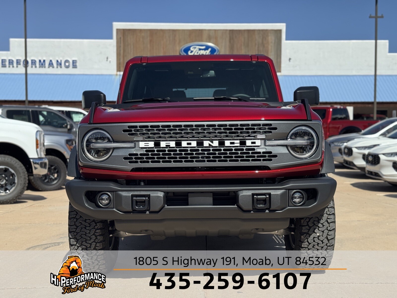 2025 Ford Bronco Badlands photo 2