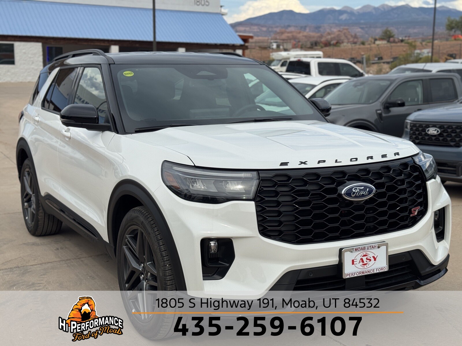 2025 Ford Explorer ST photo 2