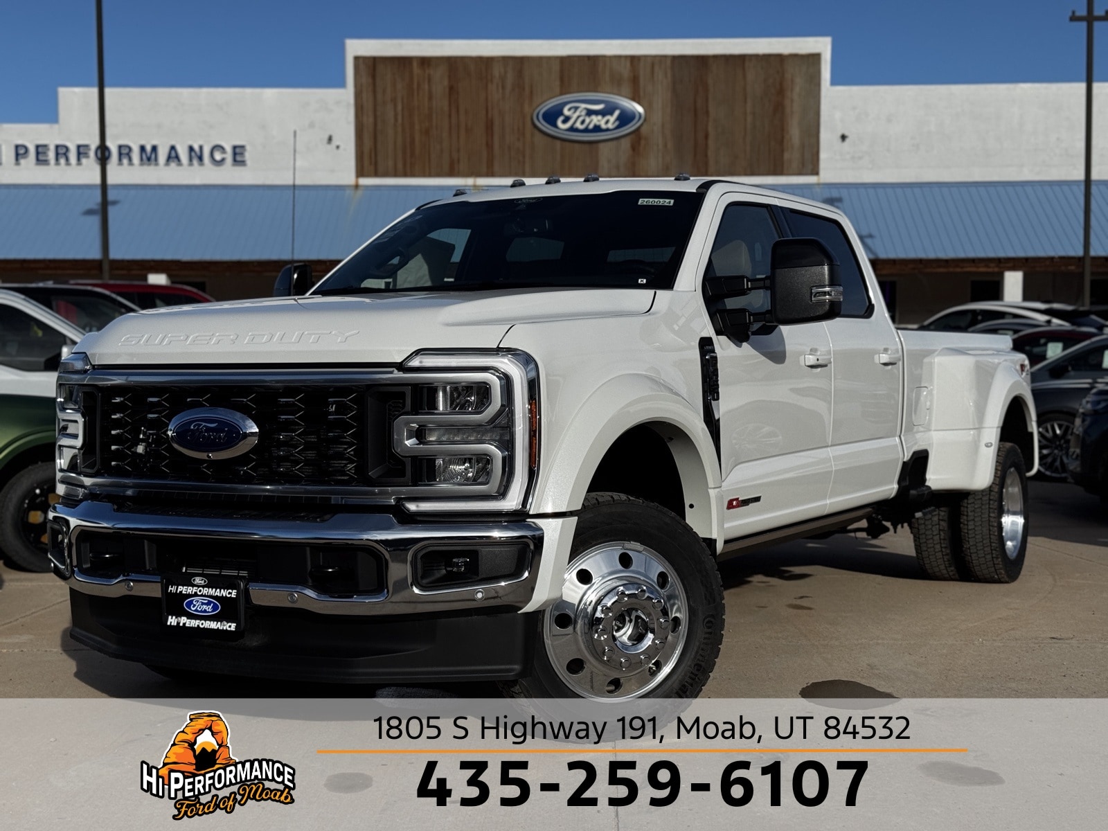 2026 Ford F-450 Super Duty Lariat's photo
