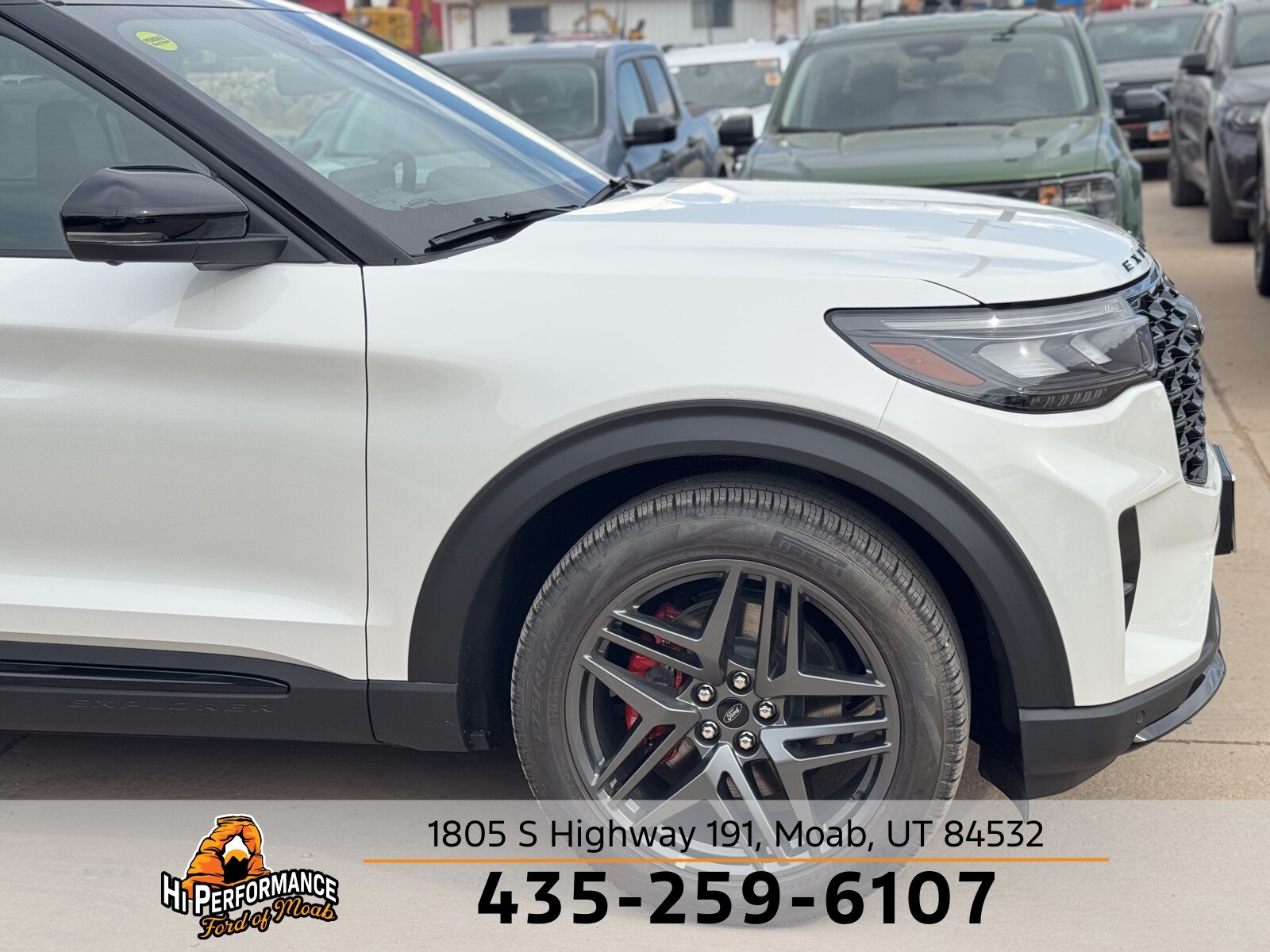 2025 Ford Explorer ST photo 3