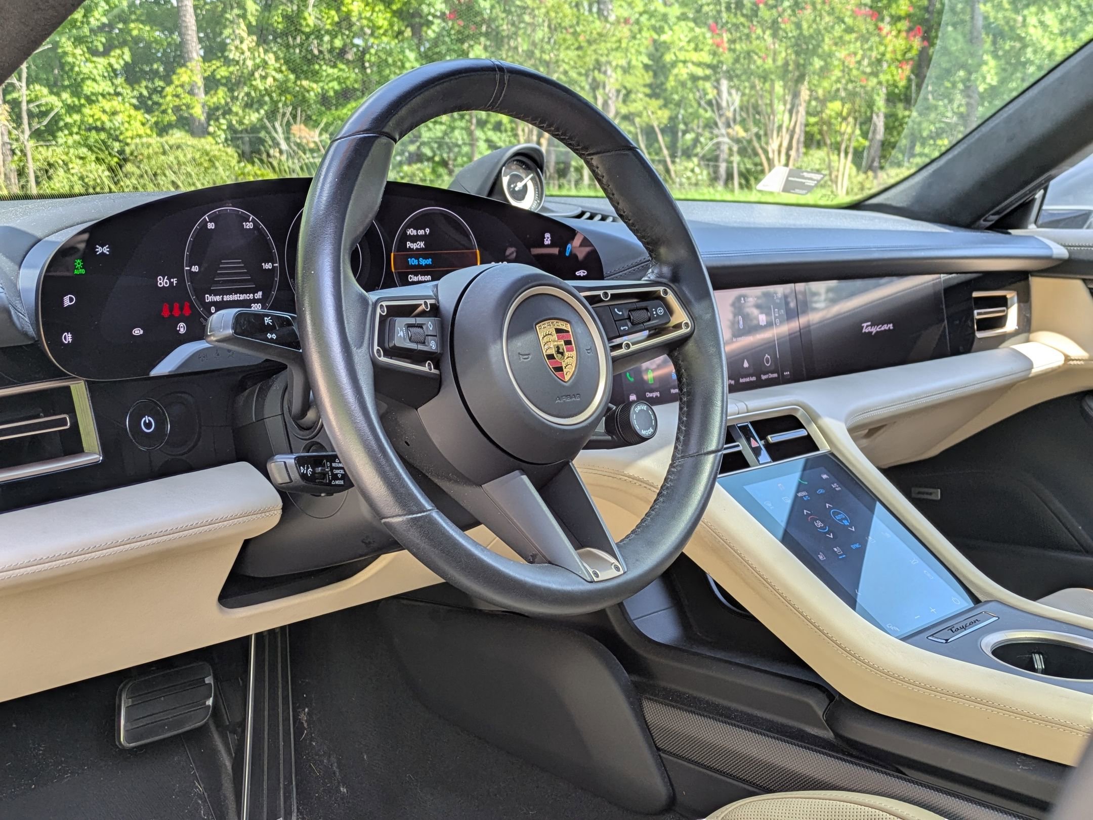 2021 Porsche Taycan Turbo S photo 4