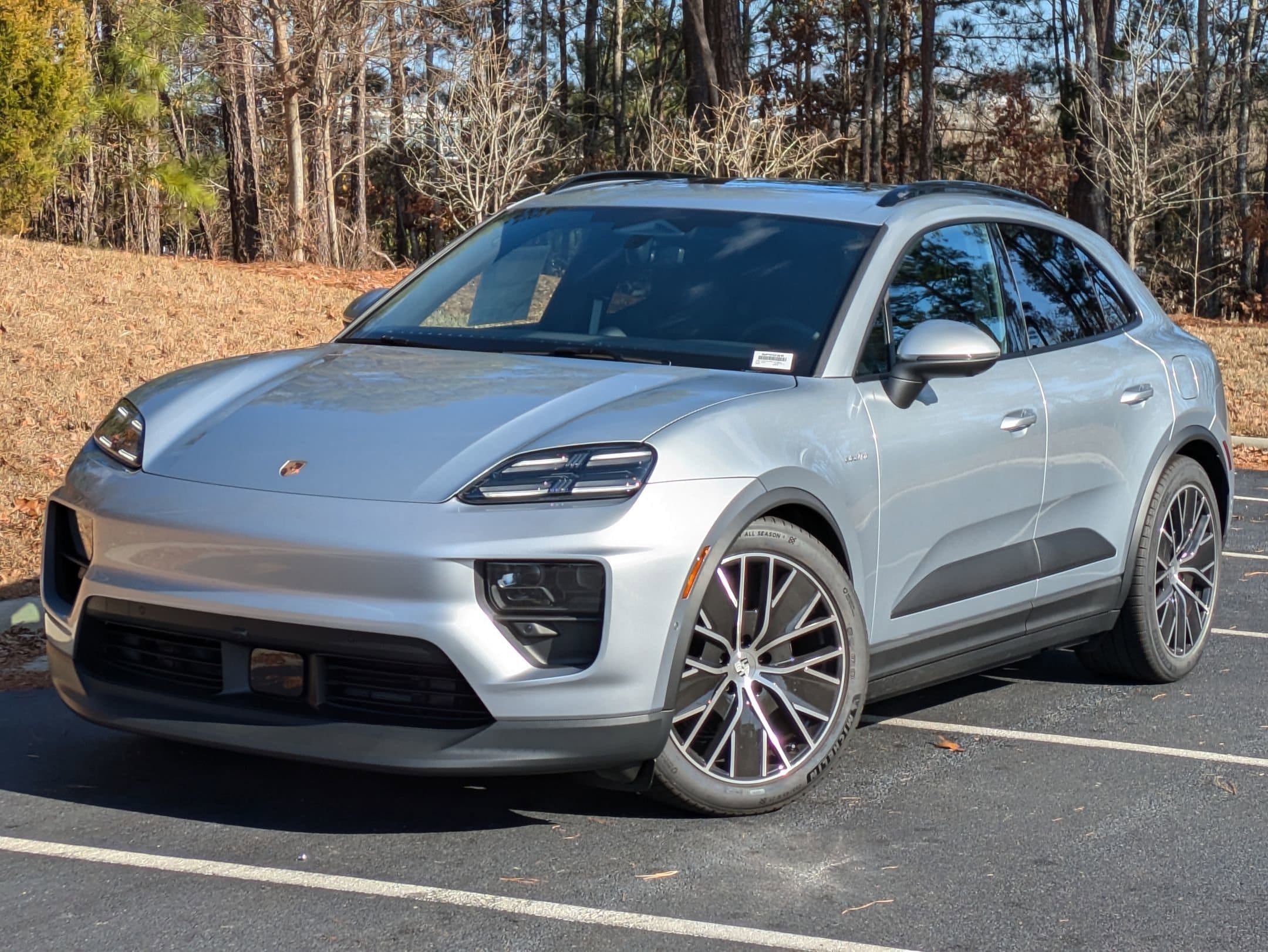 2025 Porsche Macan
