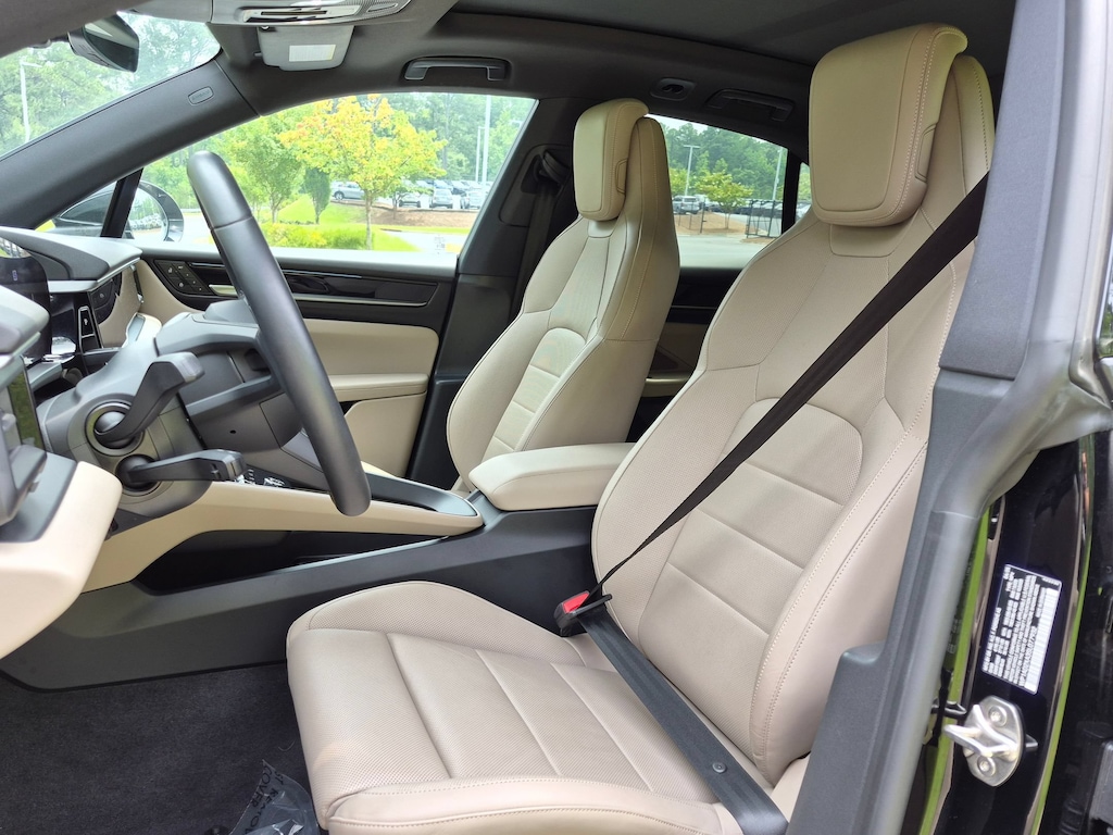 Certified 2025 Porsche Macan Electric SUV