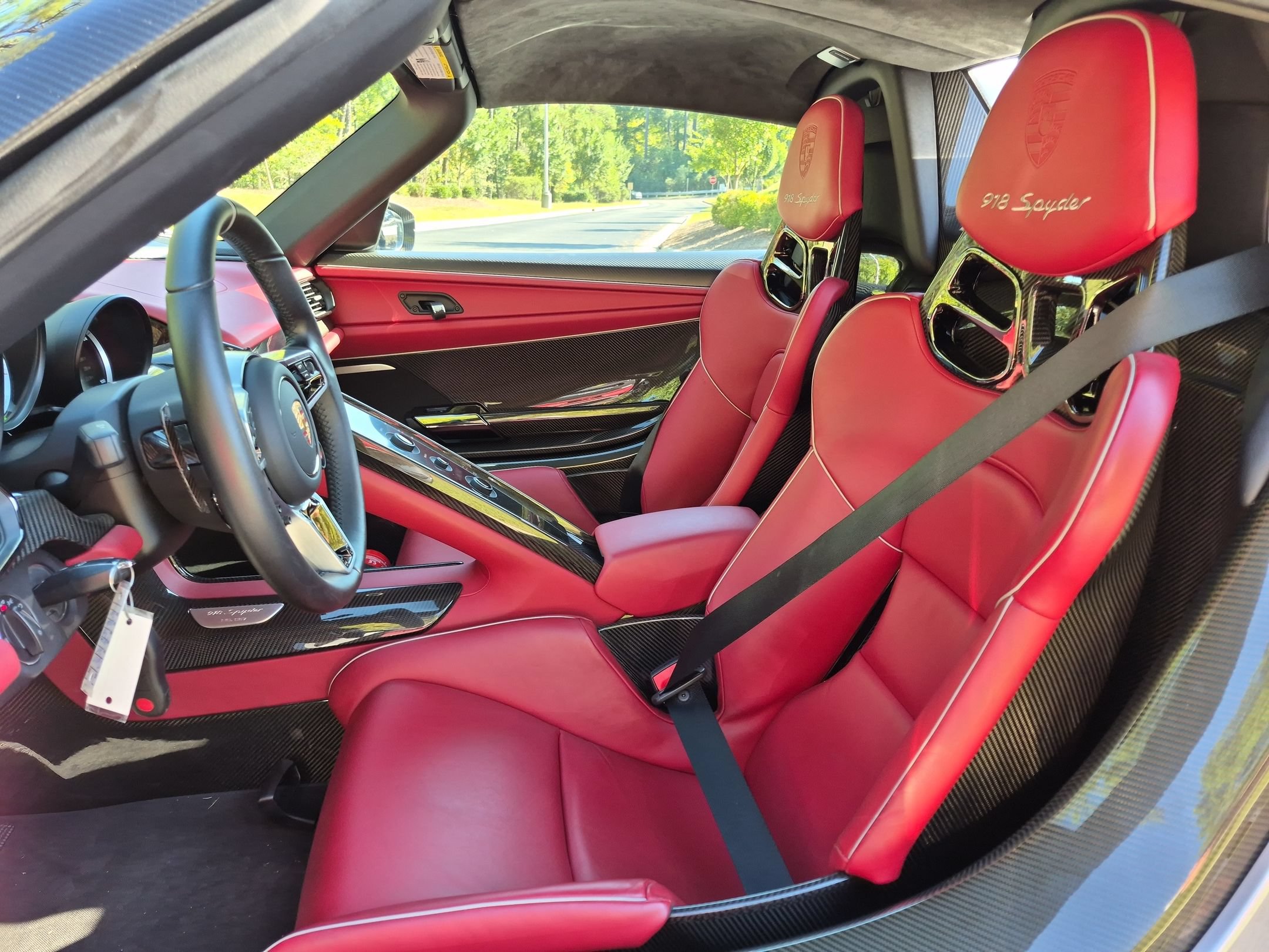 Used 2015 Porsche 918 Spyder w/Weissach Pkg Convertible