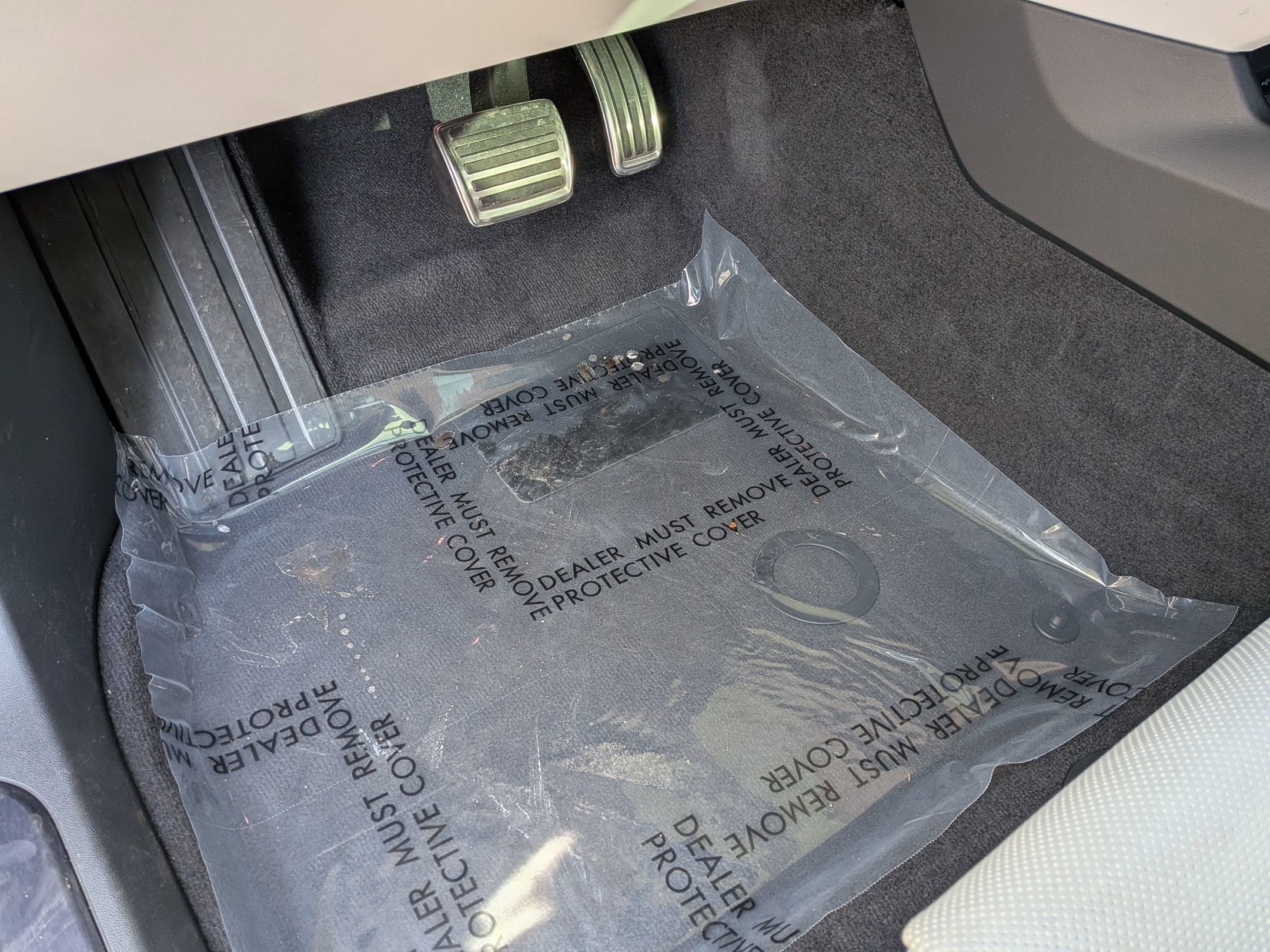 2025 Porsche Macan Electric 4S photo 6