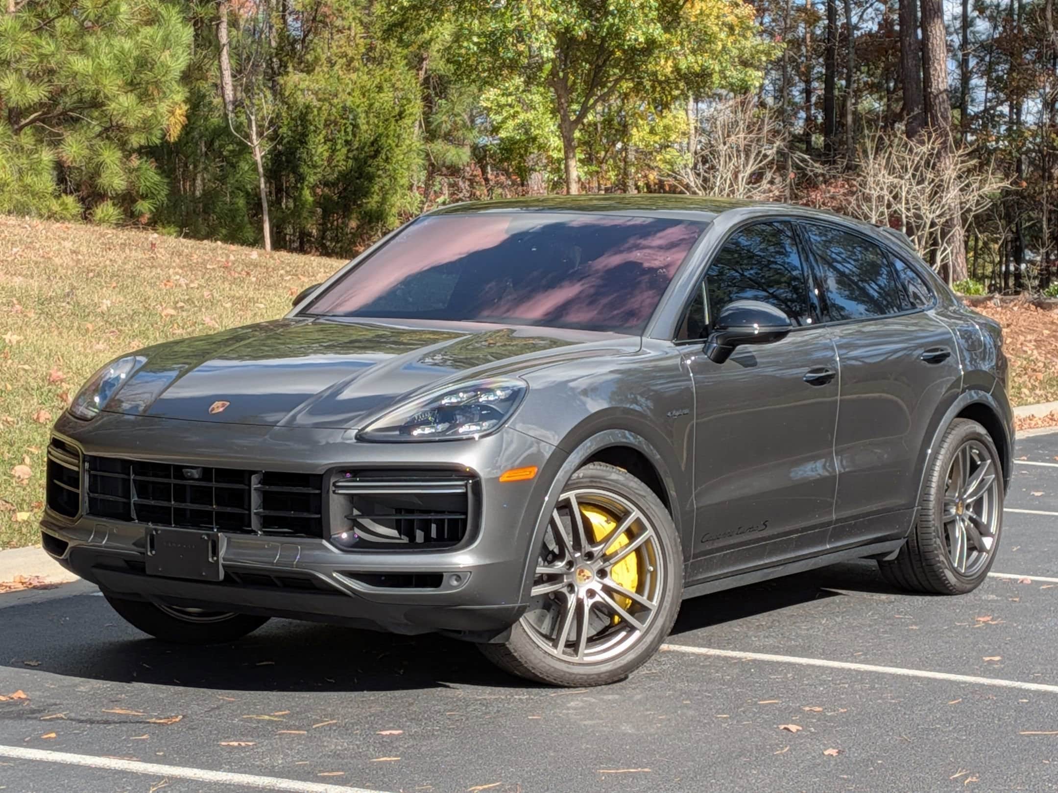 2022 Porsche Cayenne Coup Turbo S E-Hybrid