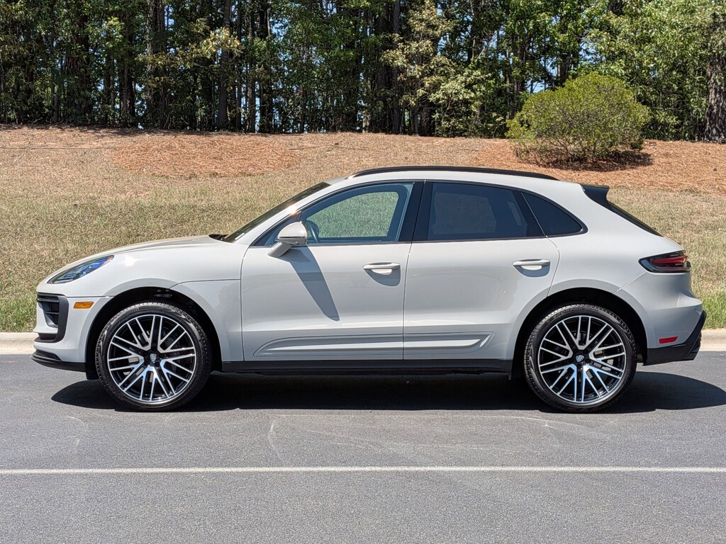 Certified 2023 Porsche Macan SUV