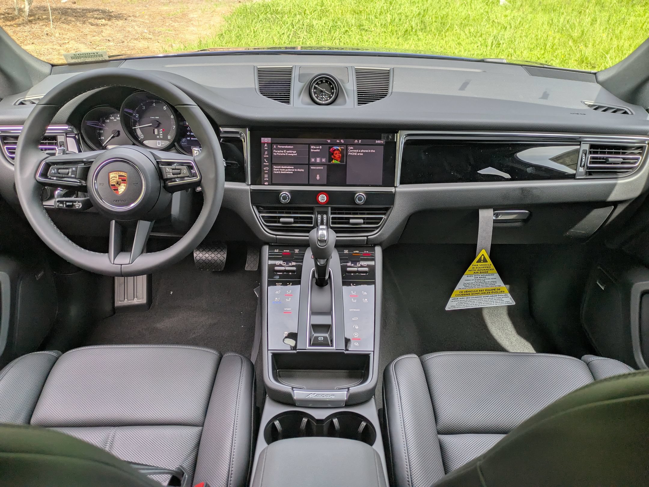 2026 Porsche Macan T - Photo 21