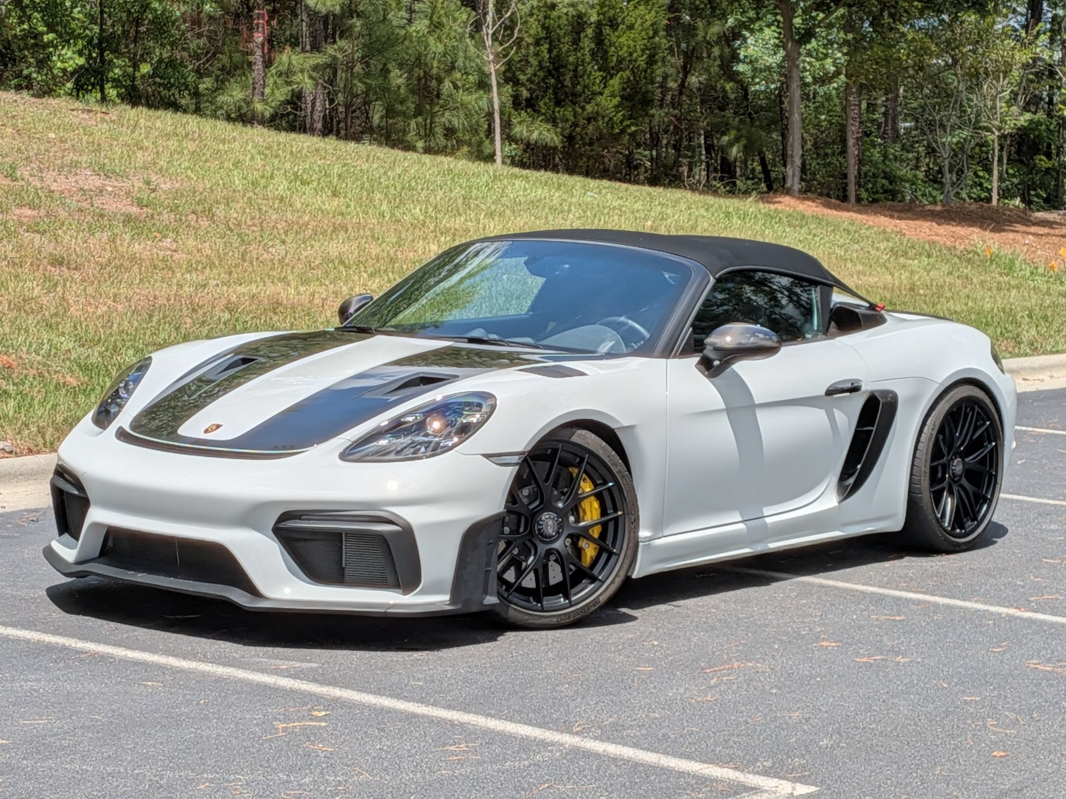 Porsche 718 Spyder RS