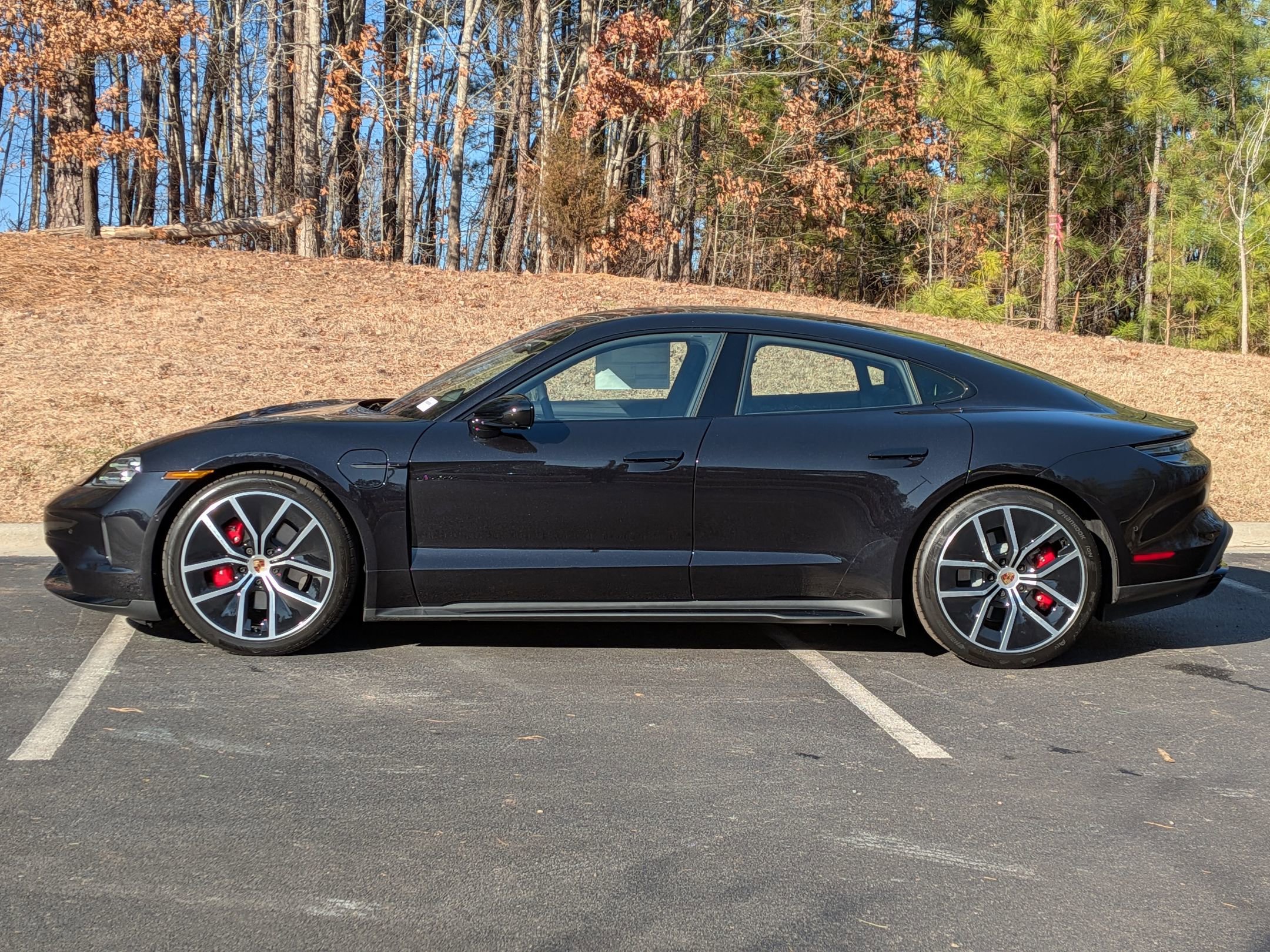 Porsche Taycan 4S Black Edition