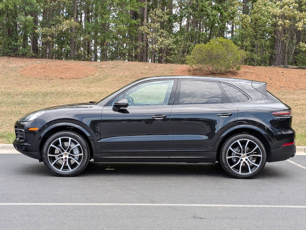 Certified 2022 Porsche Cayenne Platinum Edition SUV