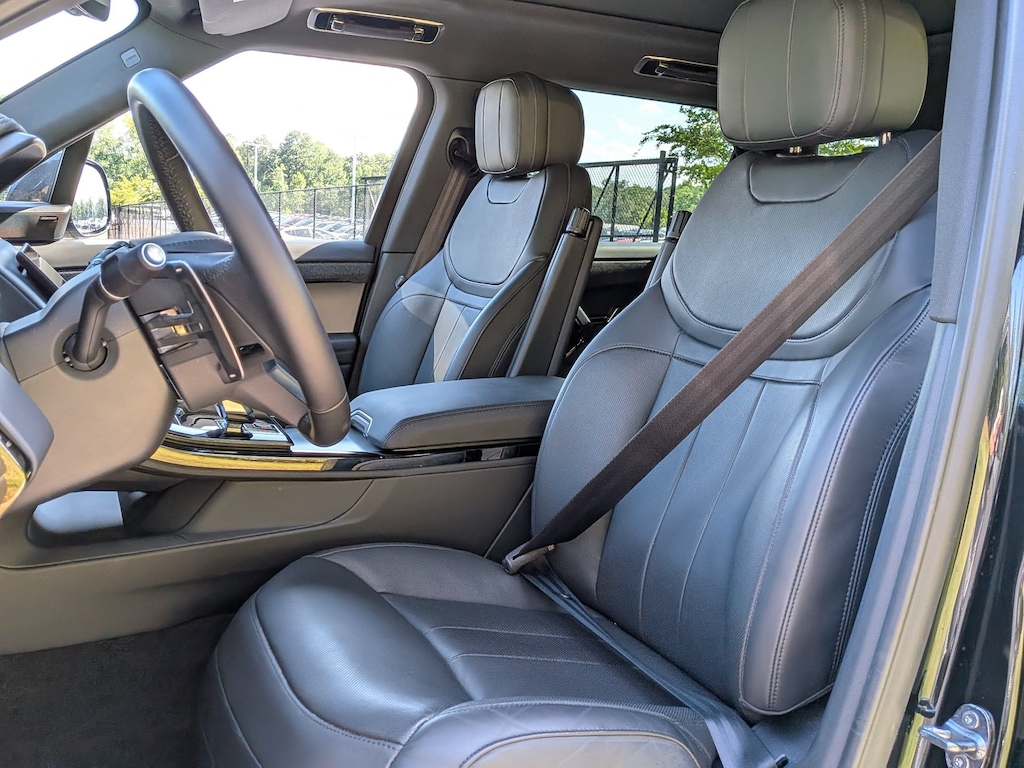 Used 2024 Land Rover Range Rover Sport SE SUV