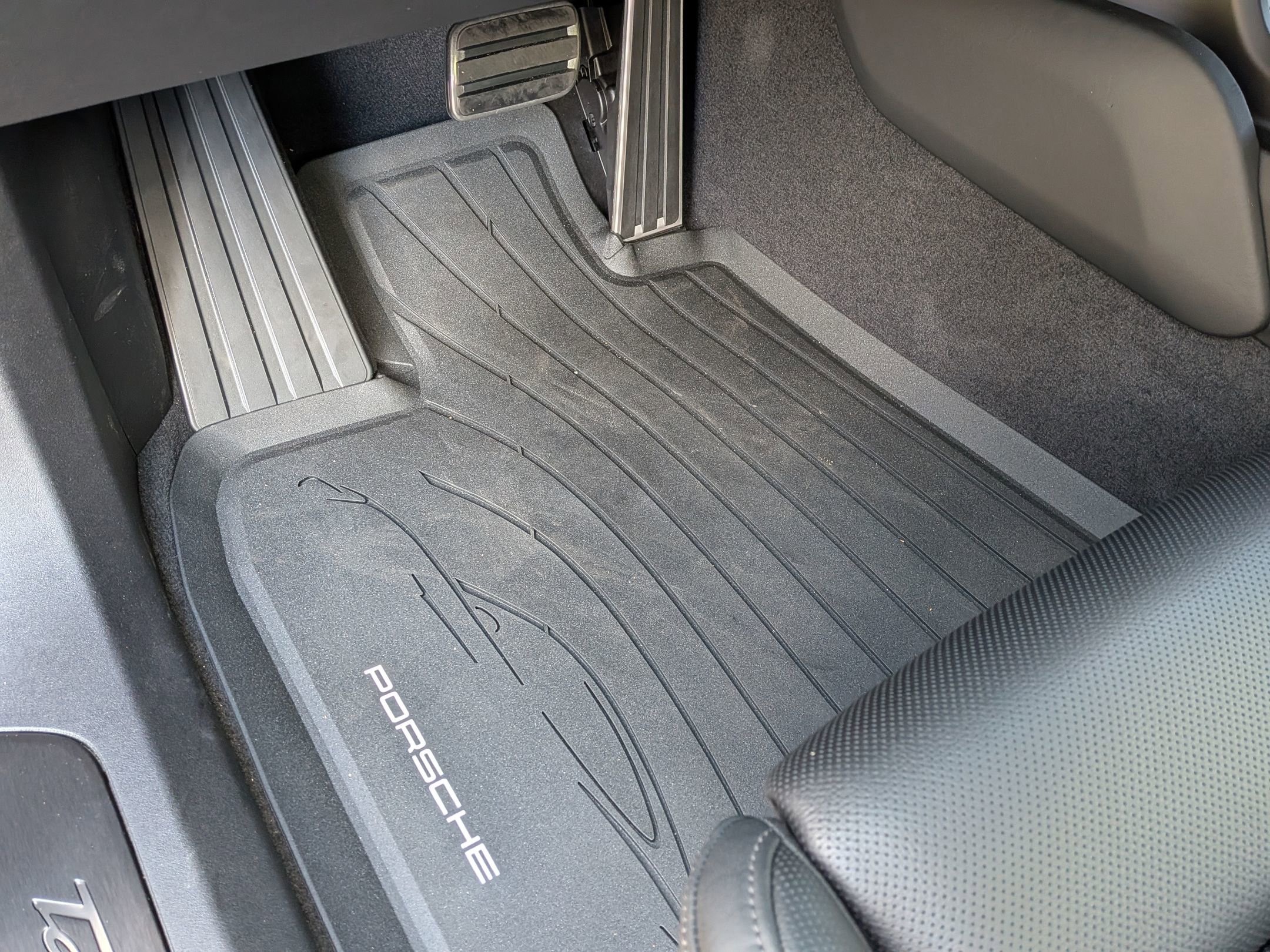Porsche Taycan GTS Sport Turismo