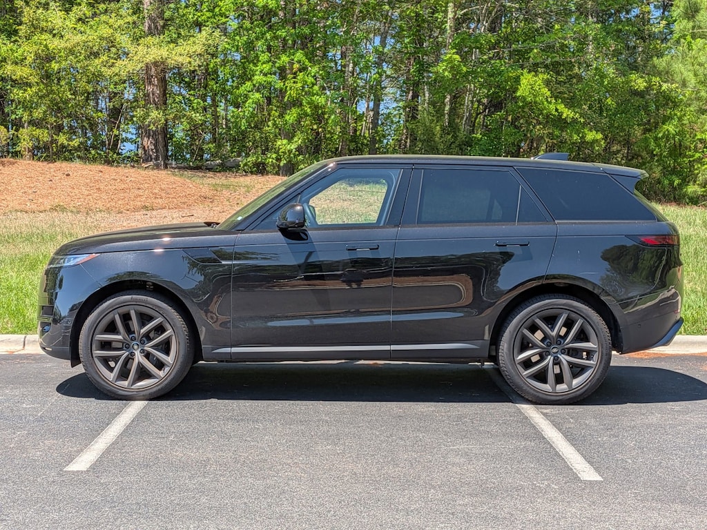 Used 2024 Land Rover Range Rover Sport SE SUV