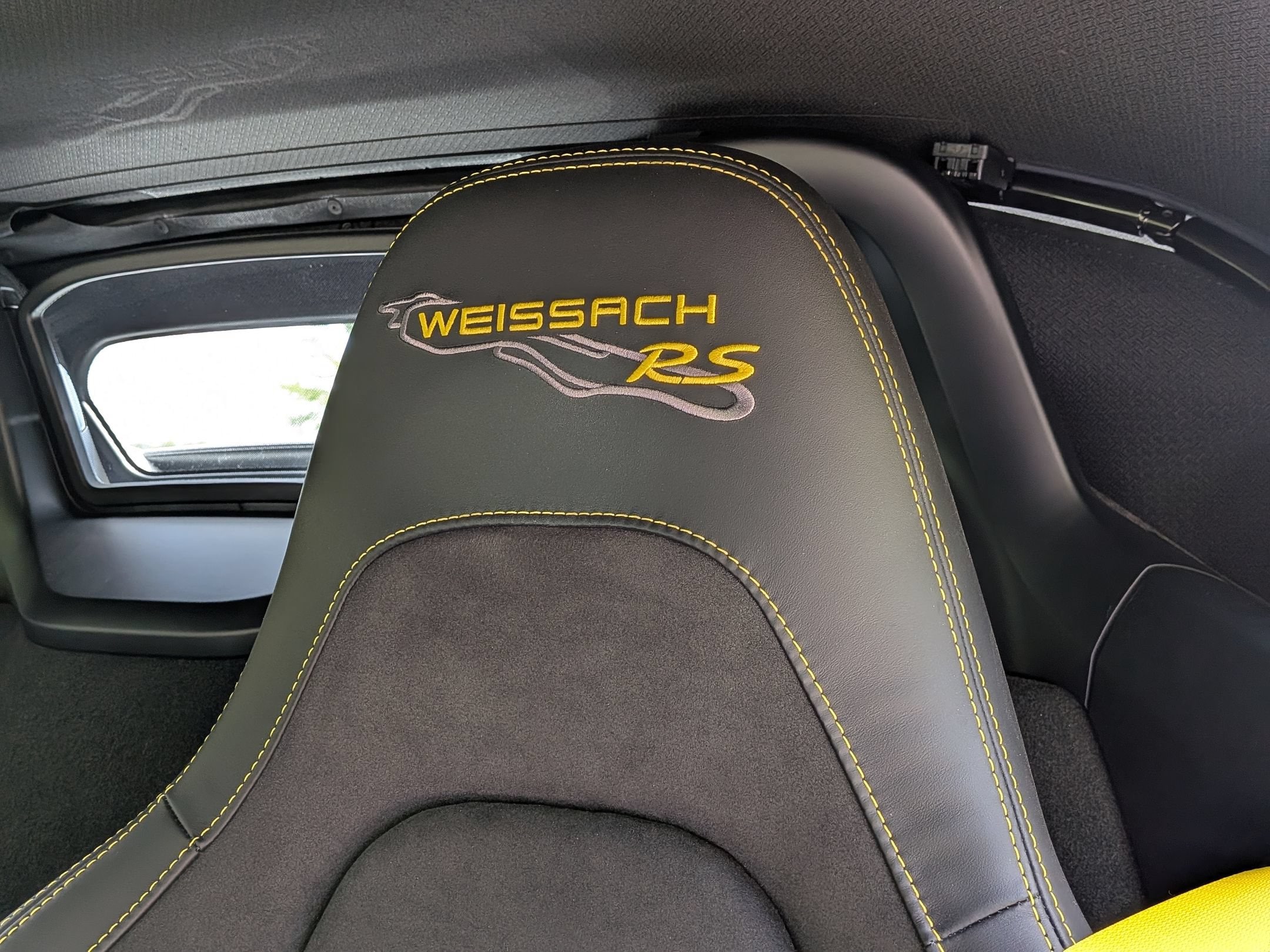 Porsche 718 Spyder RS