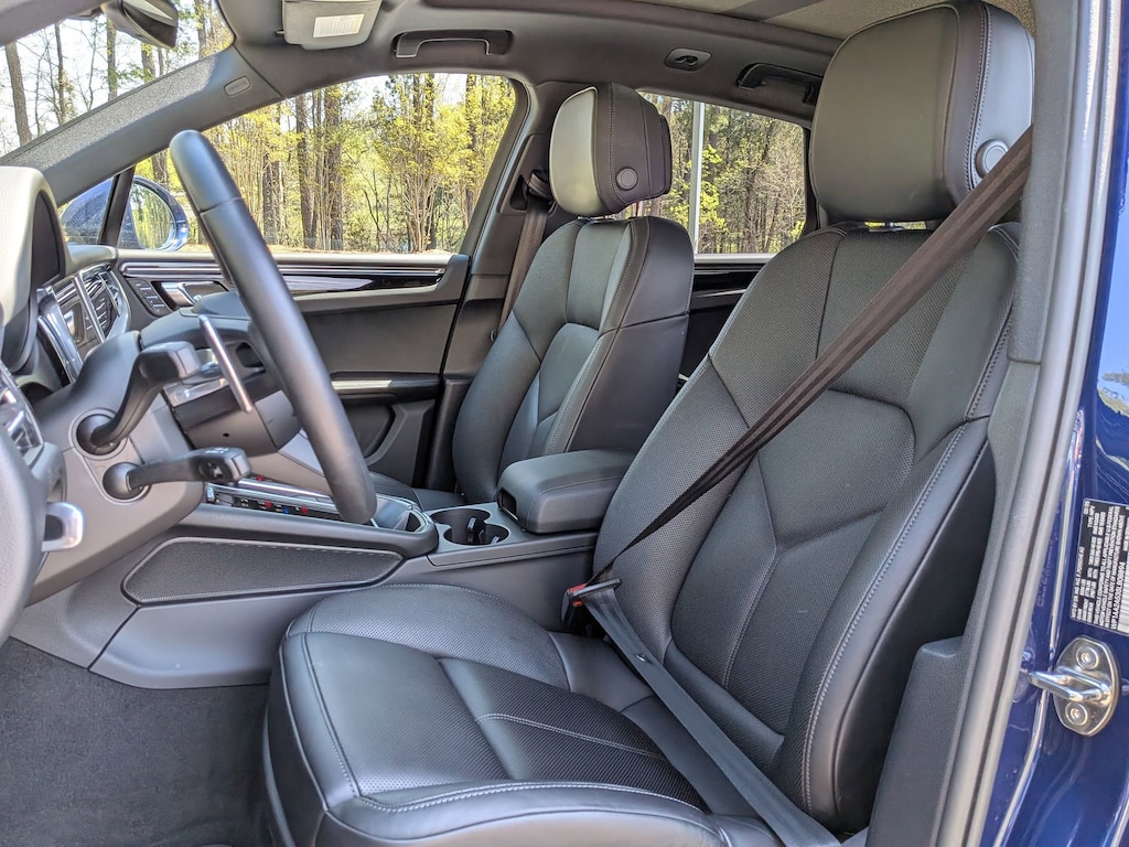 Certified 2025 Porsche Macan SUV
