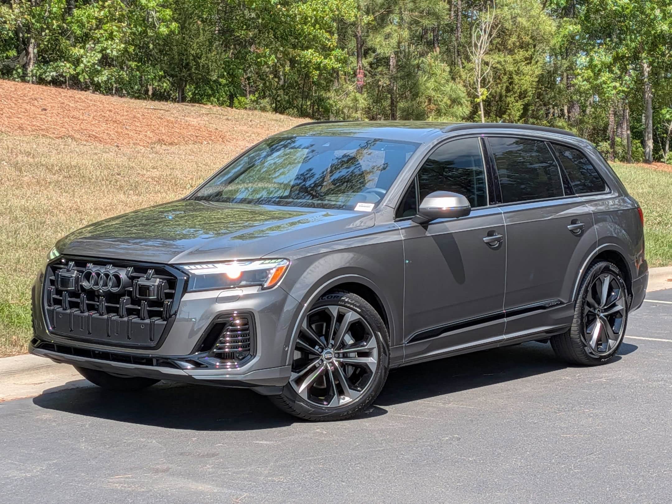 2025 Audi Q7 55 Prestige quattro Tiptronic's photo