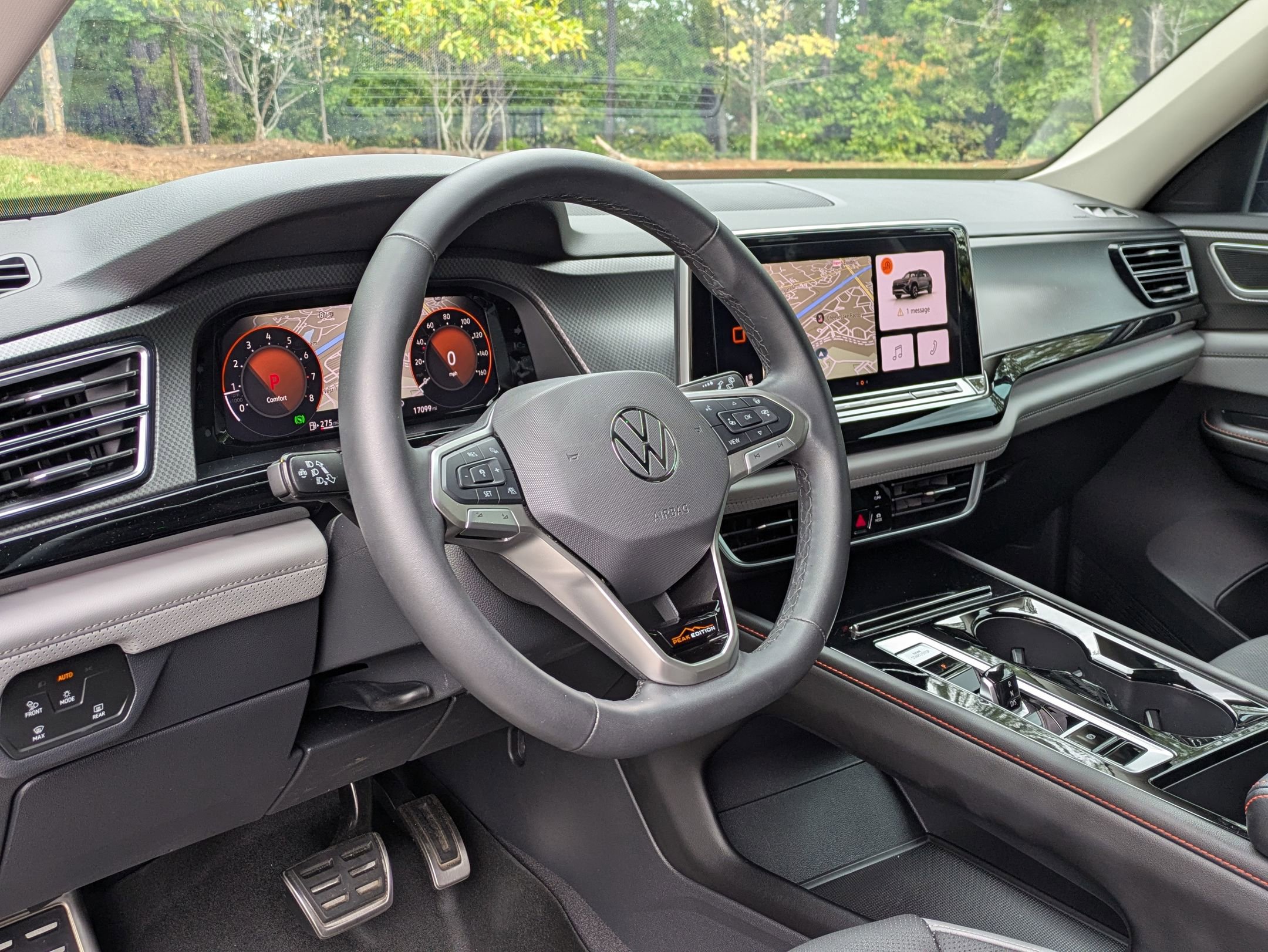 2024 Volkswagen Atlas Peak Edition SEL photo 3