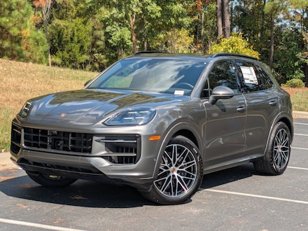 2025 Porsche Cayenne SUV