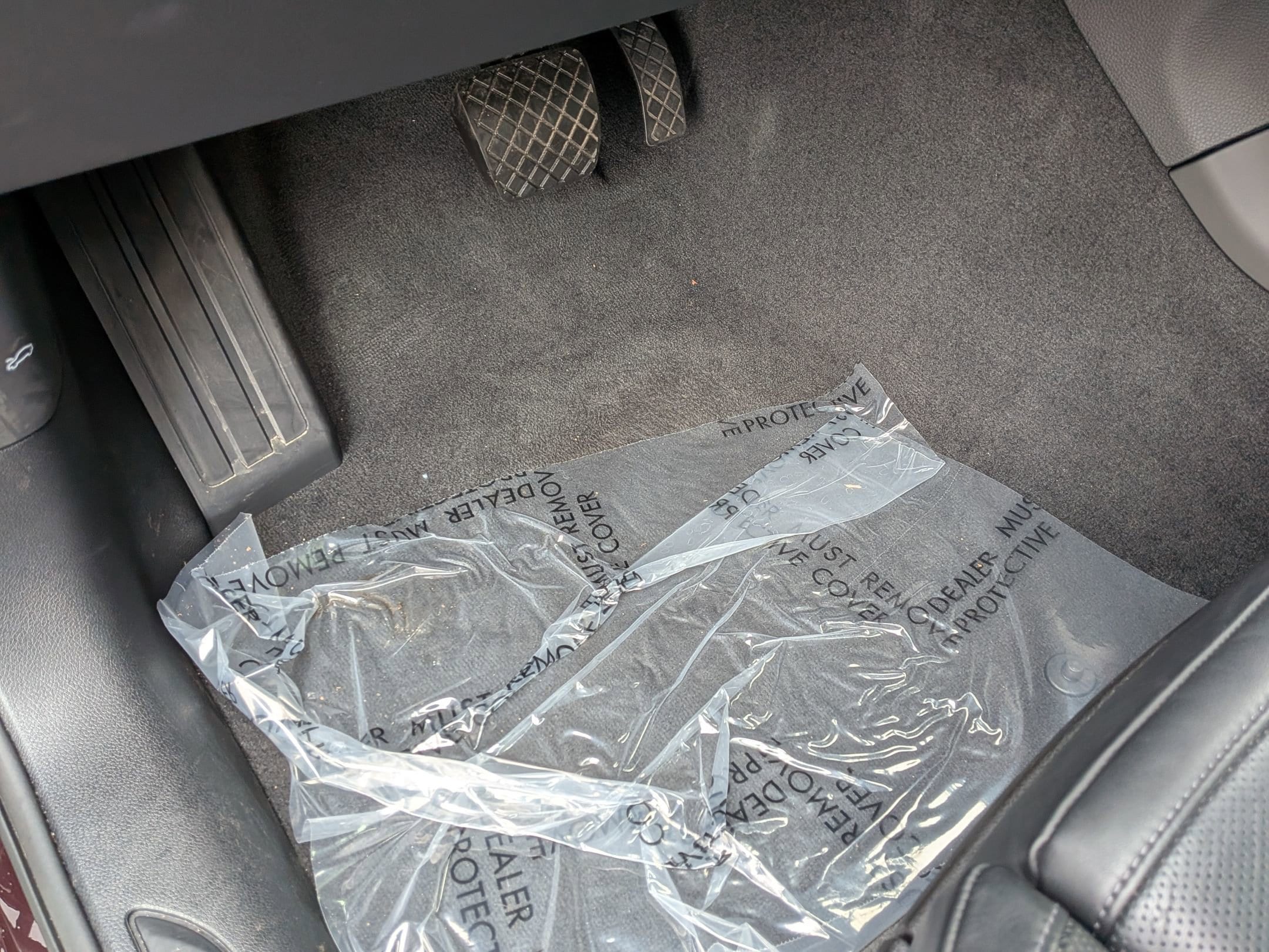 2025 Porsche Macan photo 6