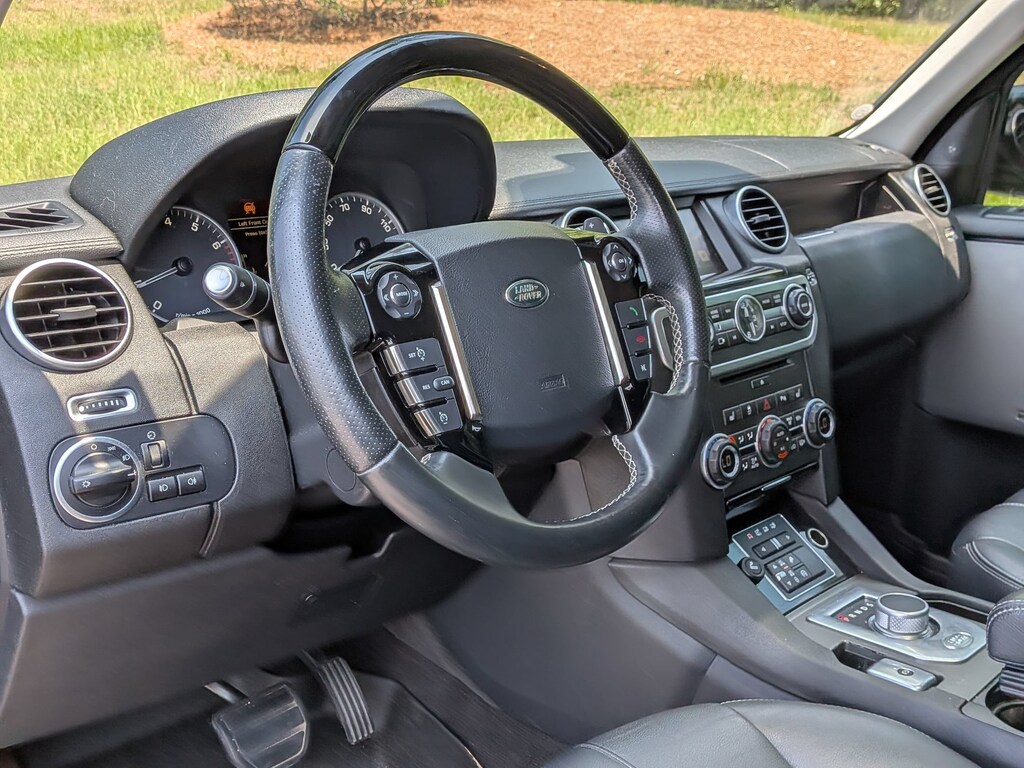 Used 2016 Land Rover LR4 HSE SUV
