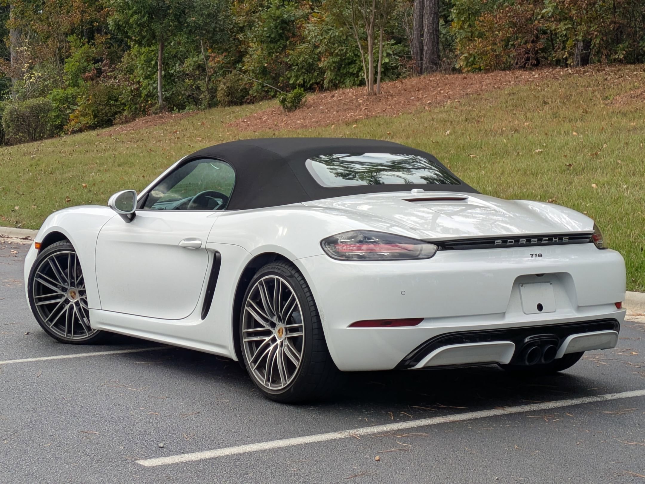 2024 Porsche Boxster photo 3