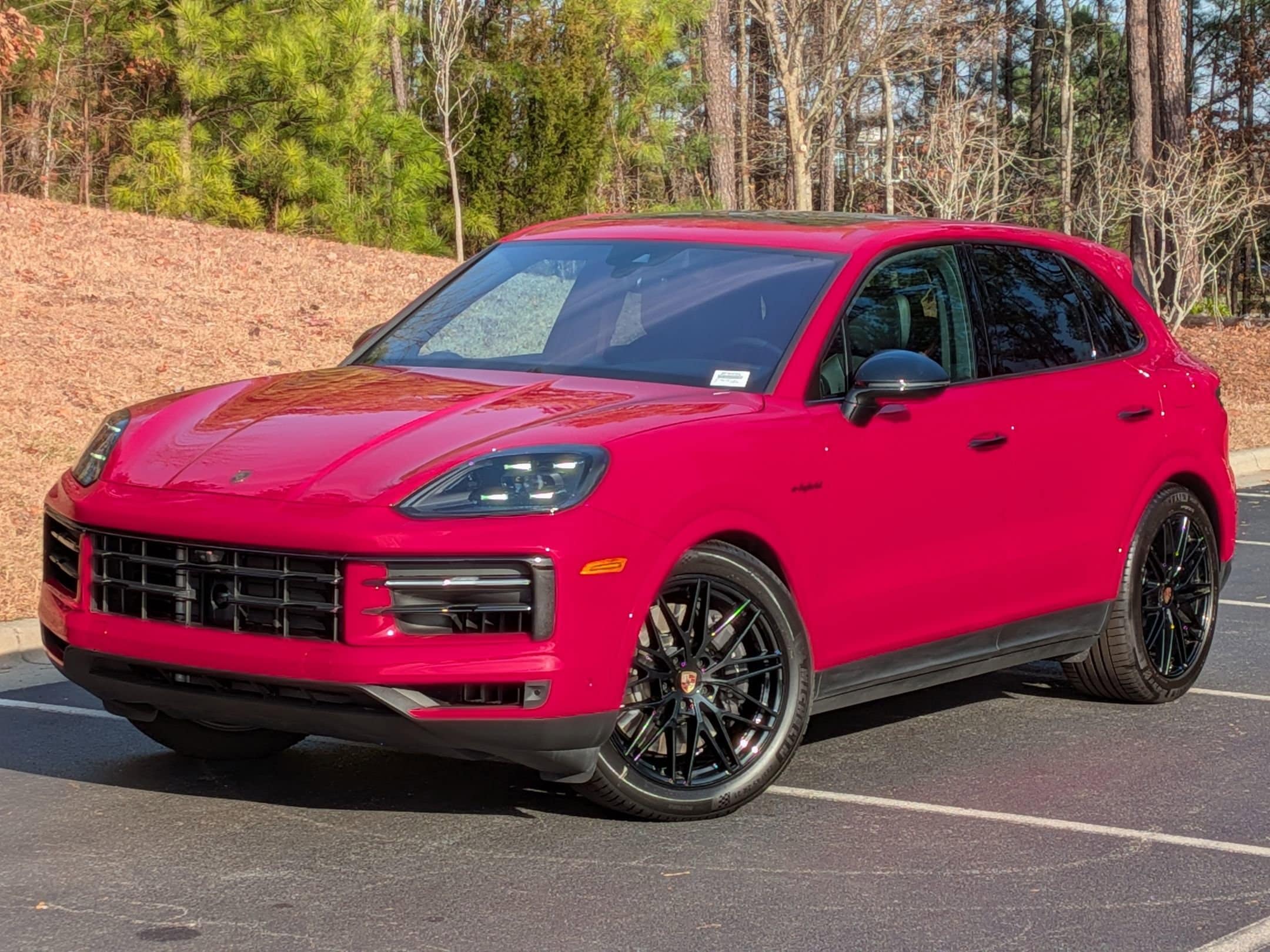 2025 Porsche Cayenne E-Hybrid's photo