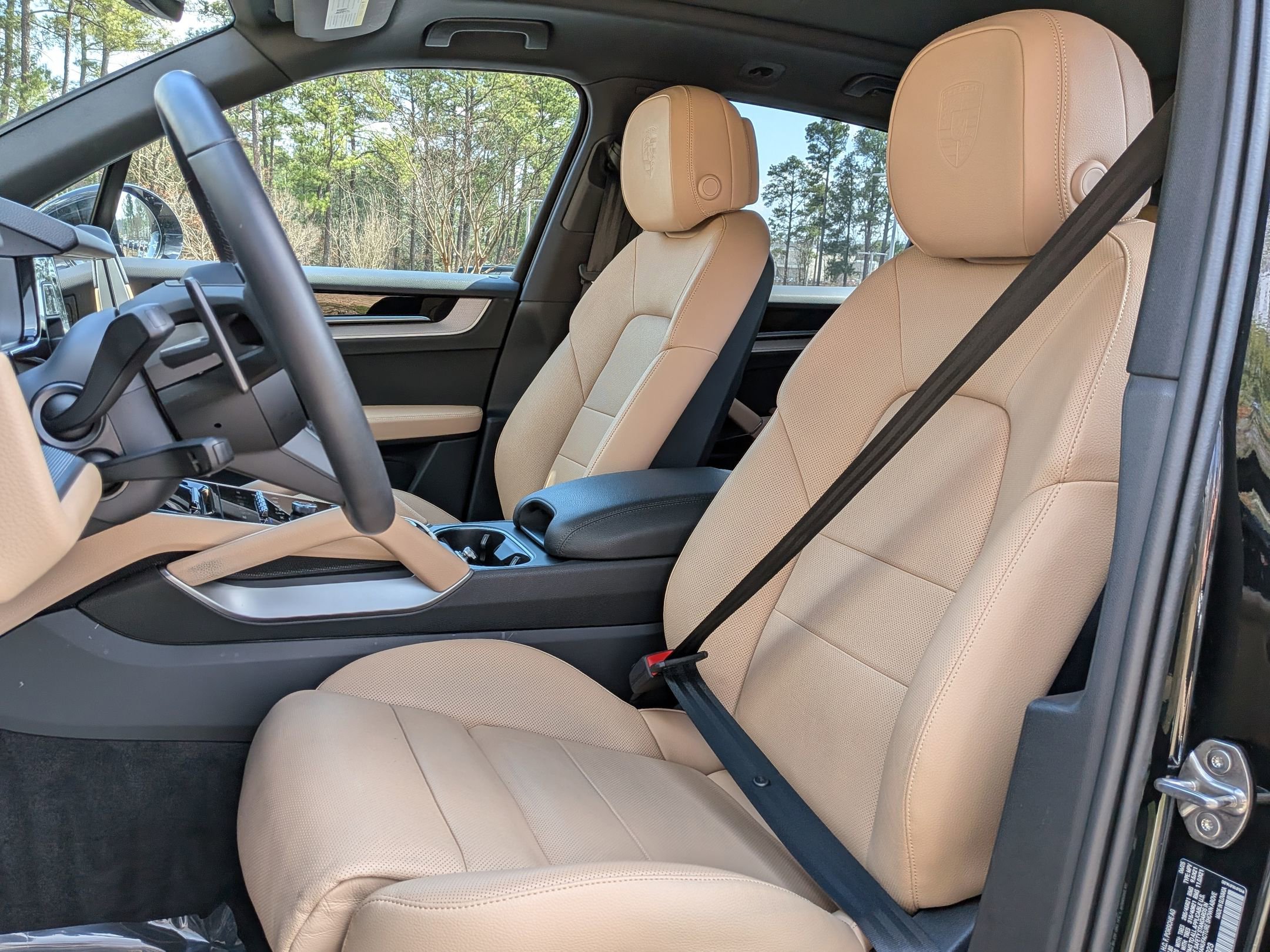 2026 Porsche Cayenne S photo 4