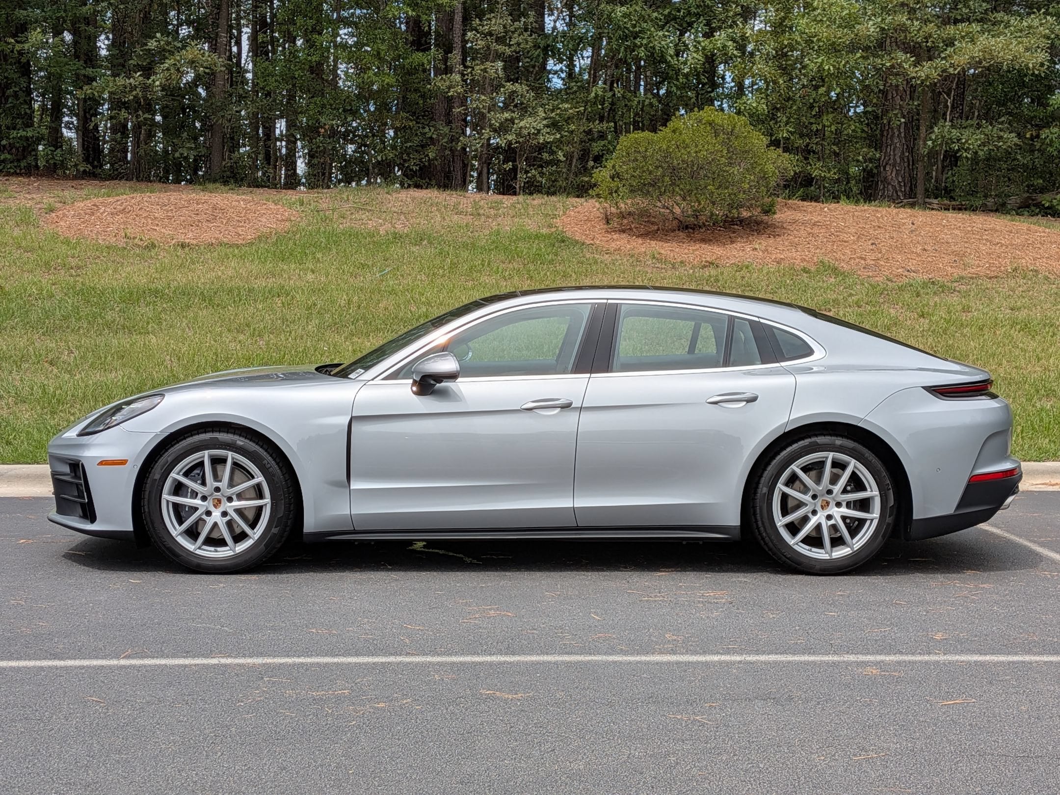 Porsche Panamera 4