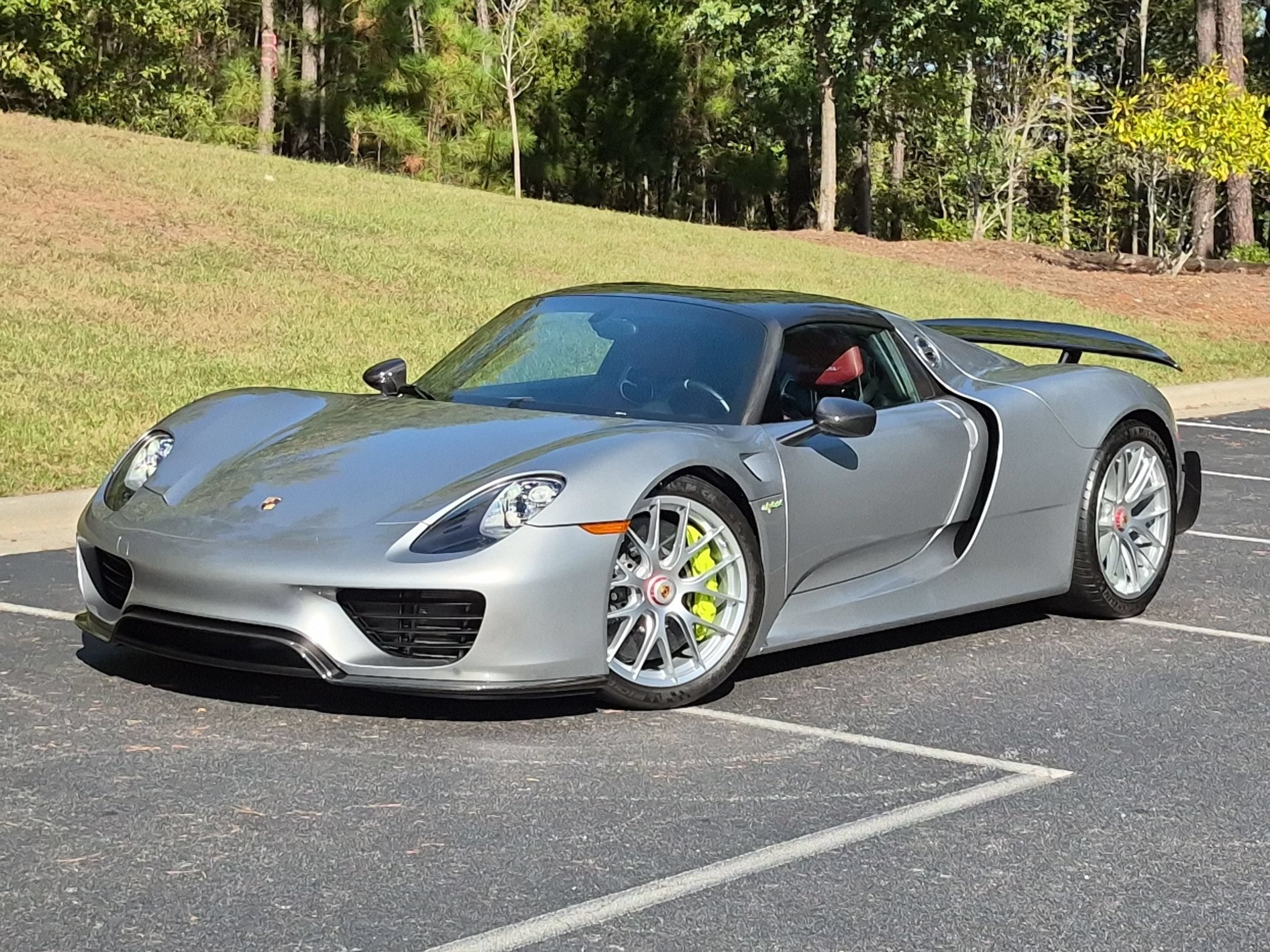  Porsche 918 Spyder
