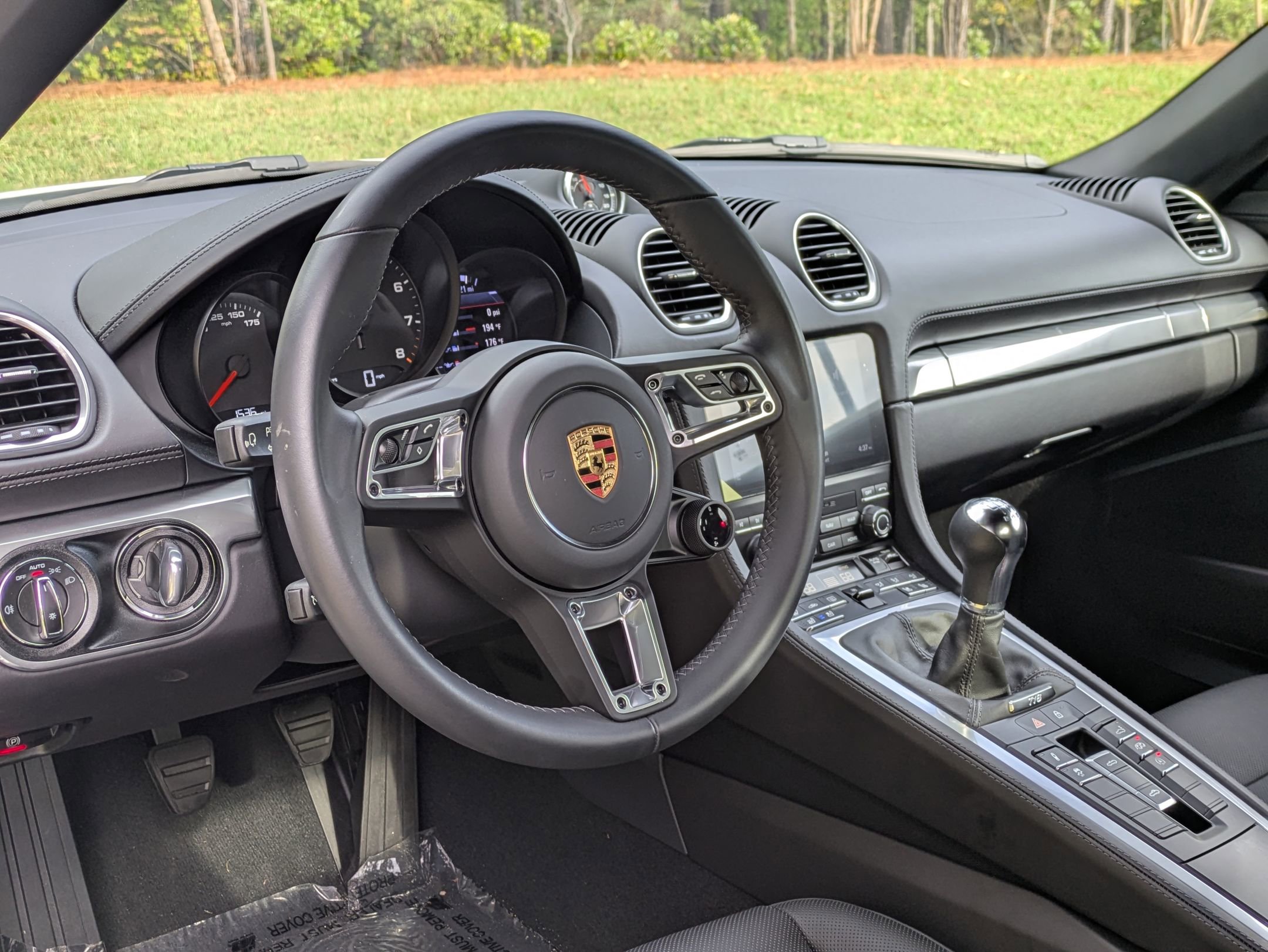 2024 Porsche Boxster photo 4
