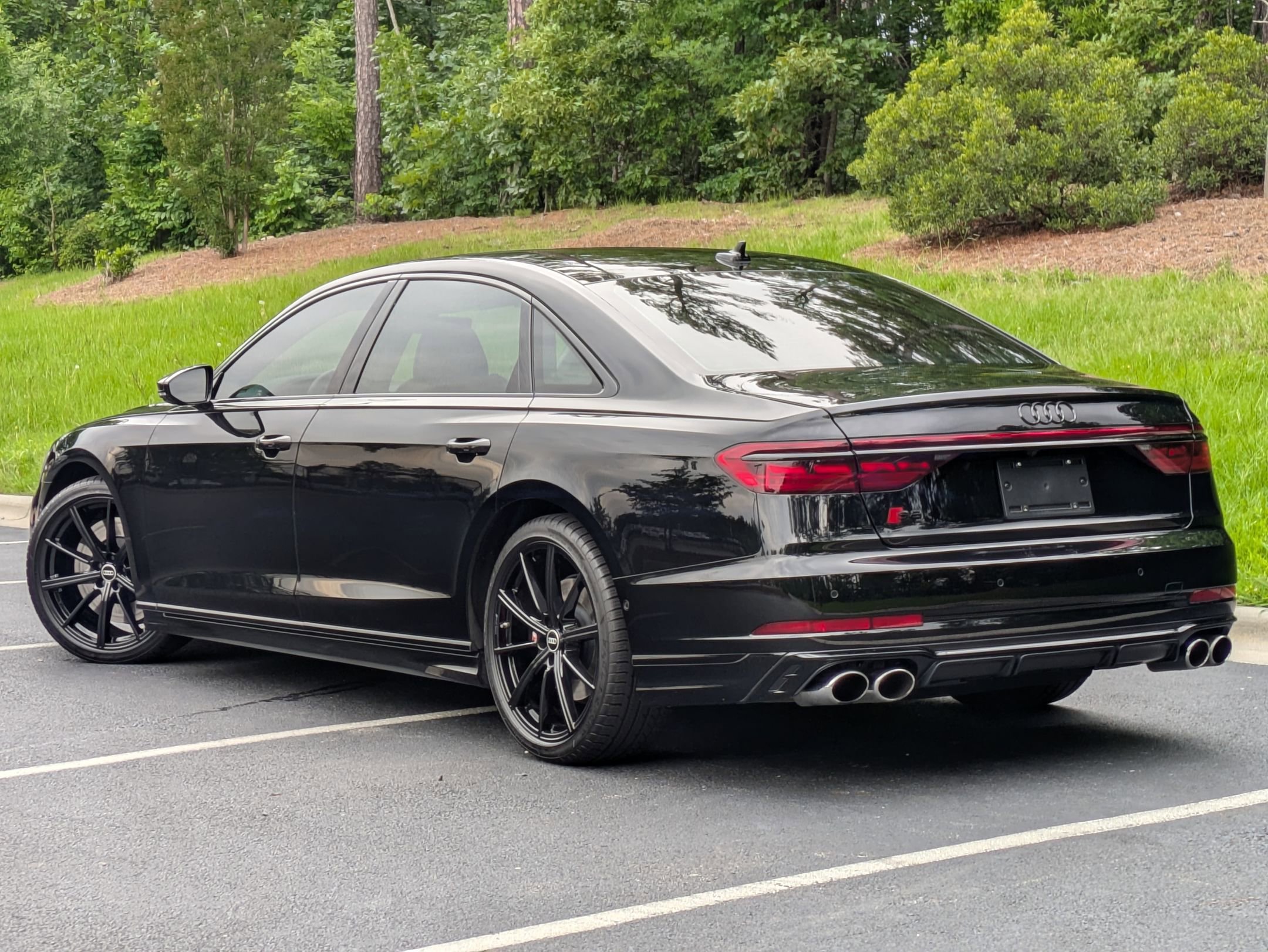 2024 Audi S8 Quattro photo 2