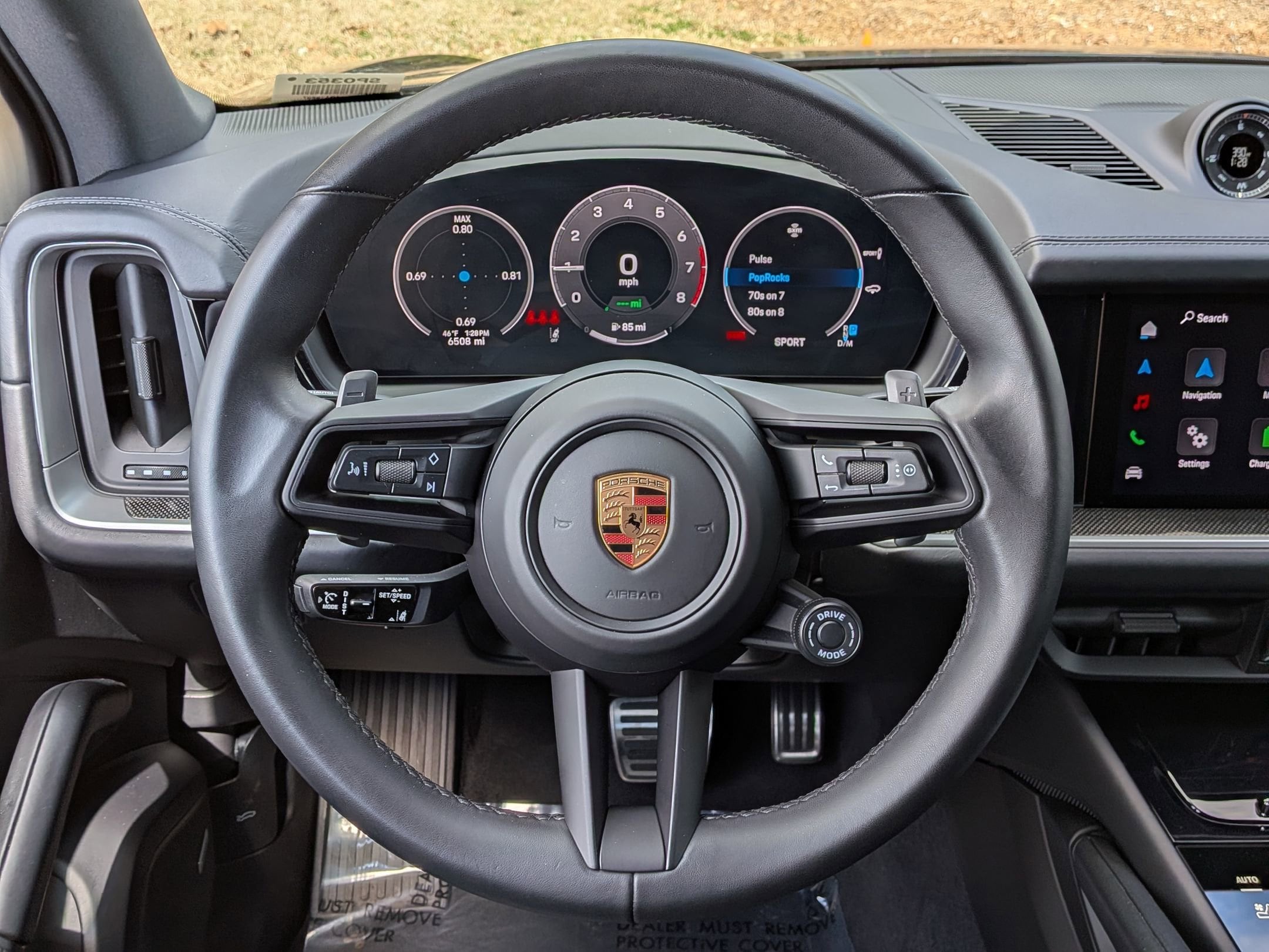 2025 Porsche Cayenne E-Hybrid photo 3