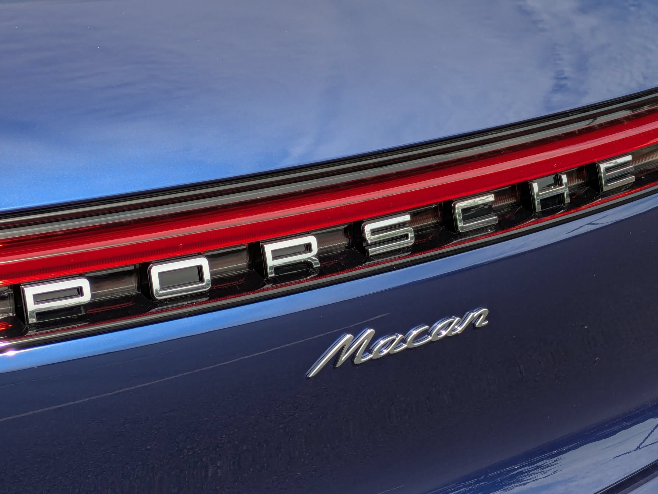 2026 Porsche Macan T - Photo 29