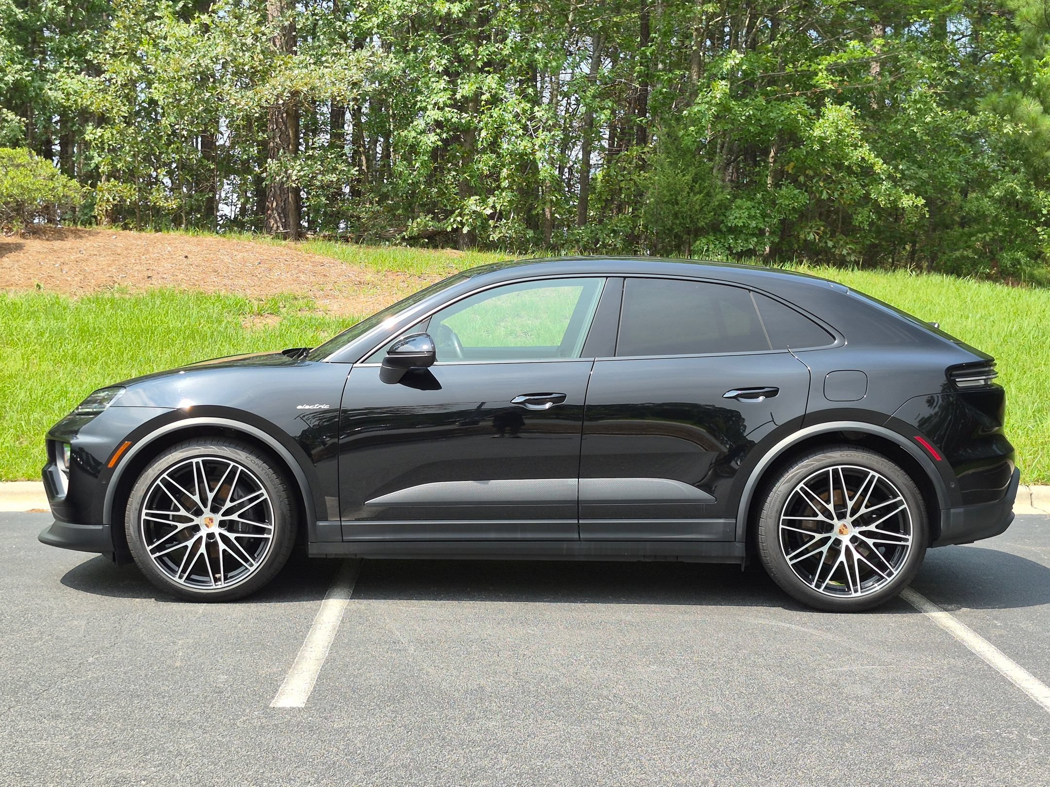 Certified 2025 Porsche Macan Base with VIN WP1AA2XA0SL002193 for sale in Charlotte, NC