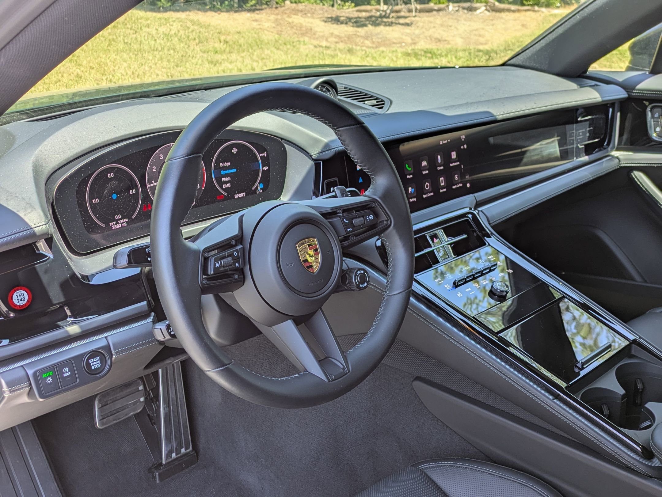 2025 Porsche Panamera 4S E-Hybrid photo 4