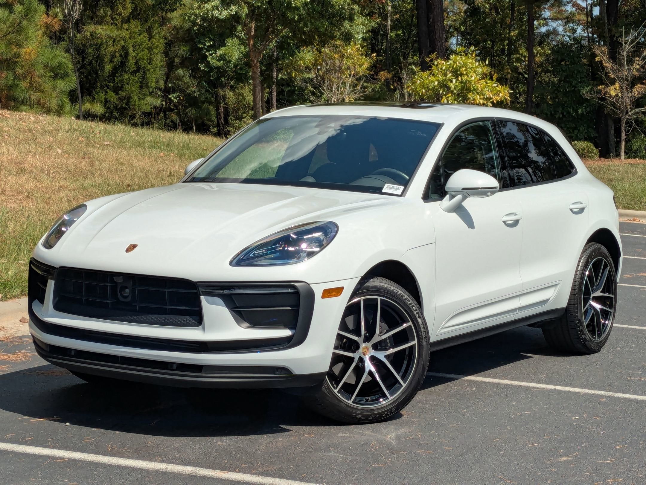 2024 Porsche Macan Base