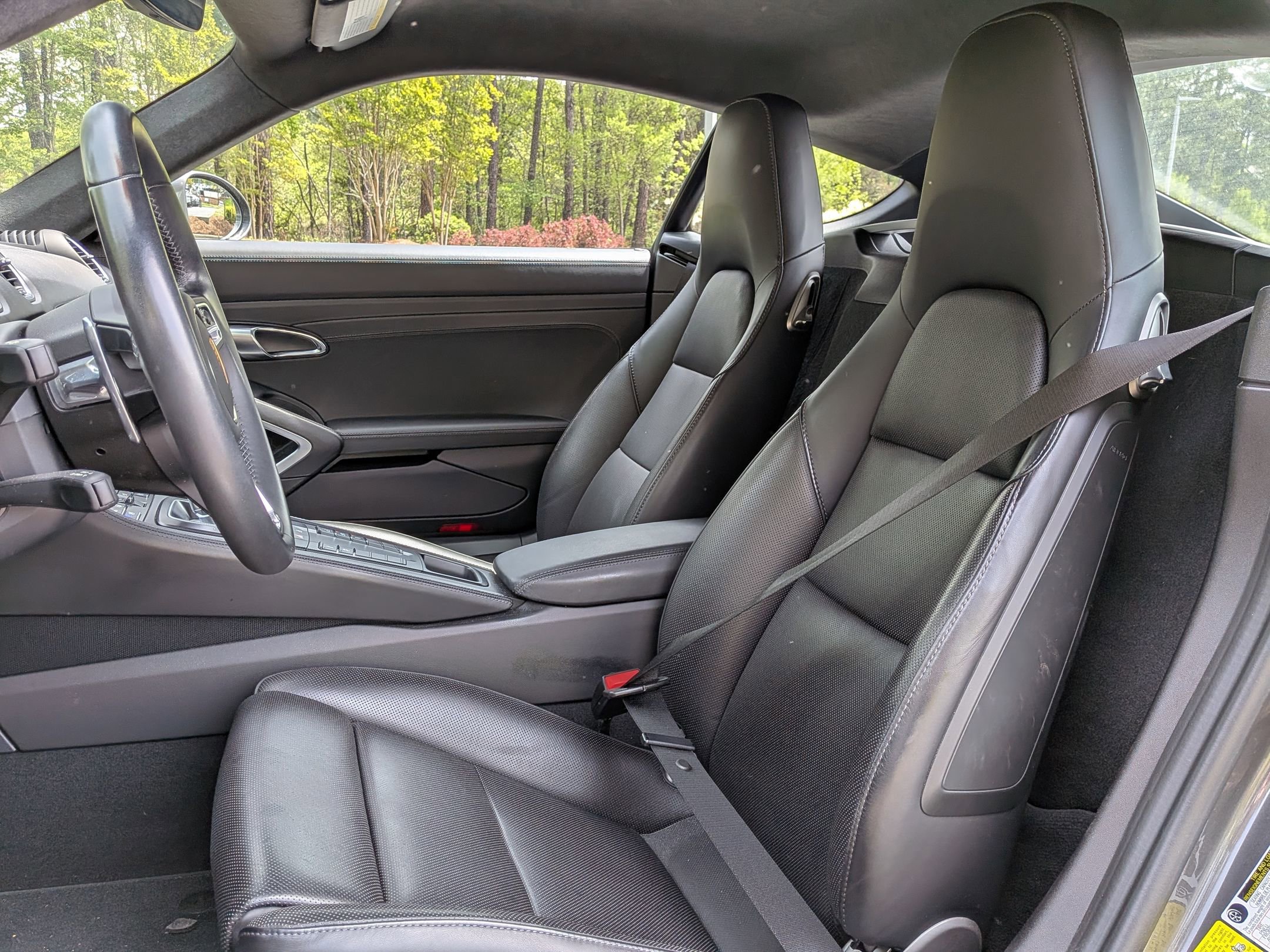 2023 Porsche 718 Cayman GTS 4.0 photo 4