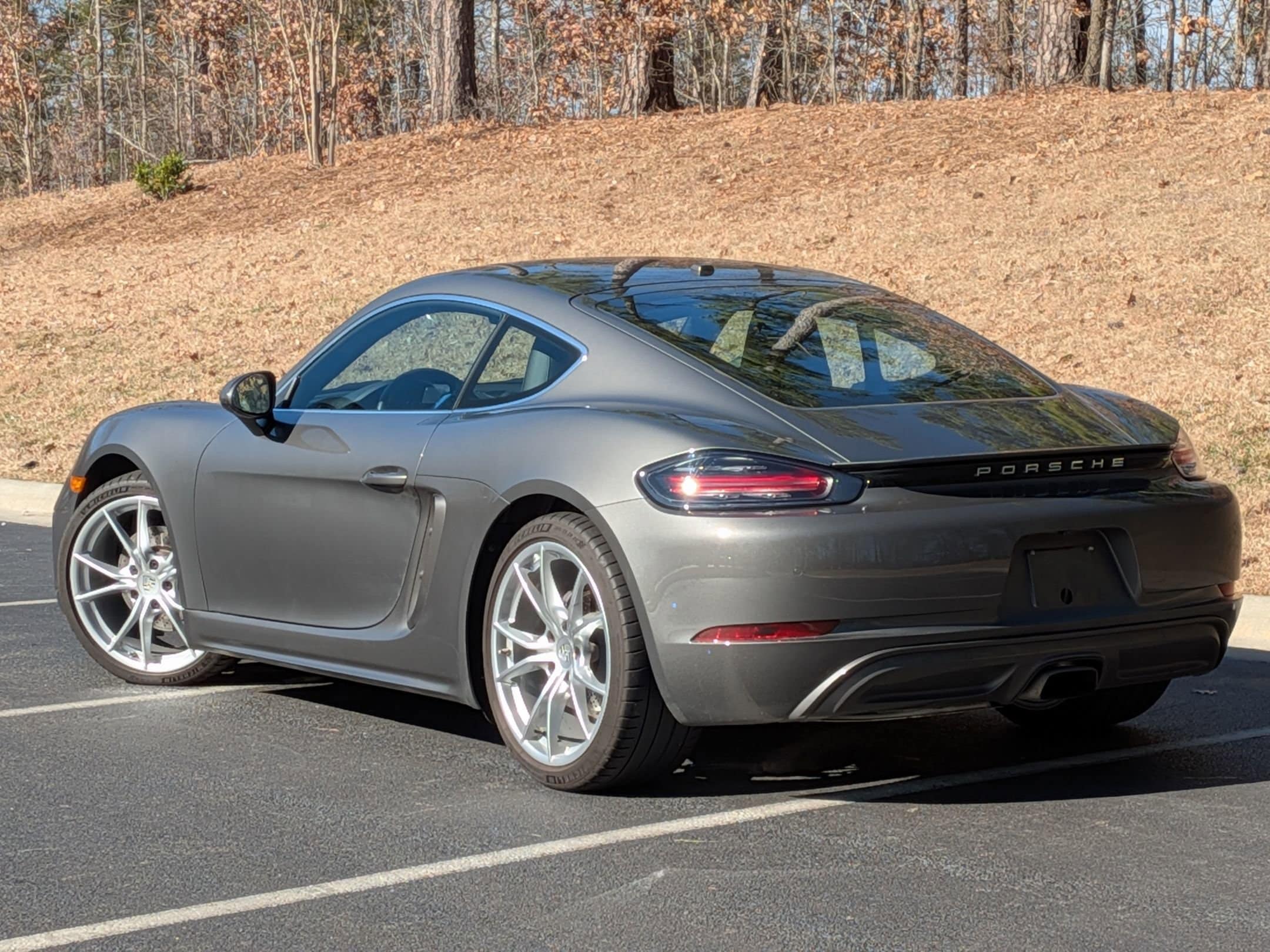 2024 Porsche 718 Cayman photo 2