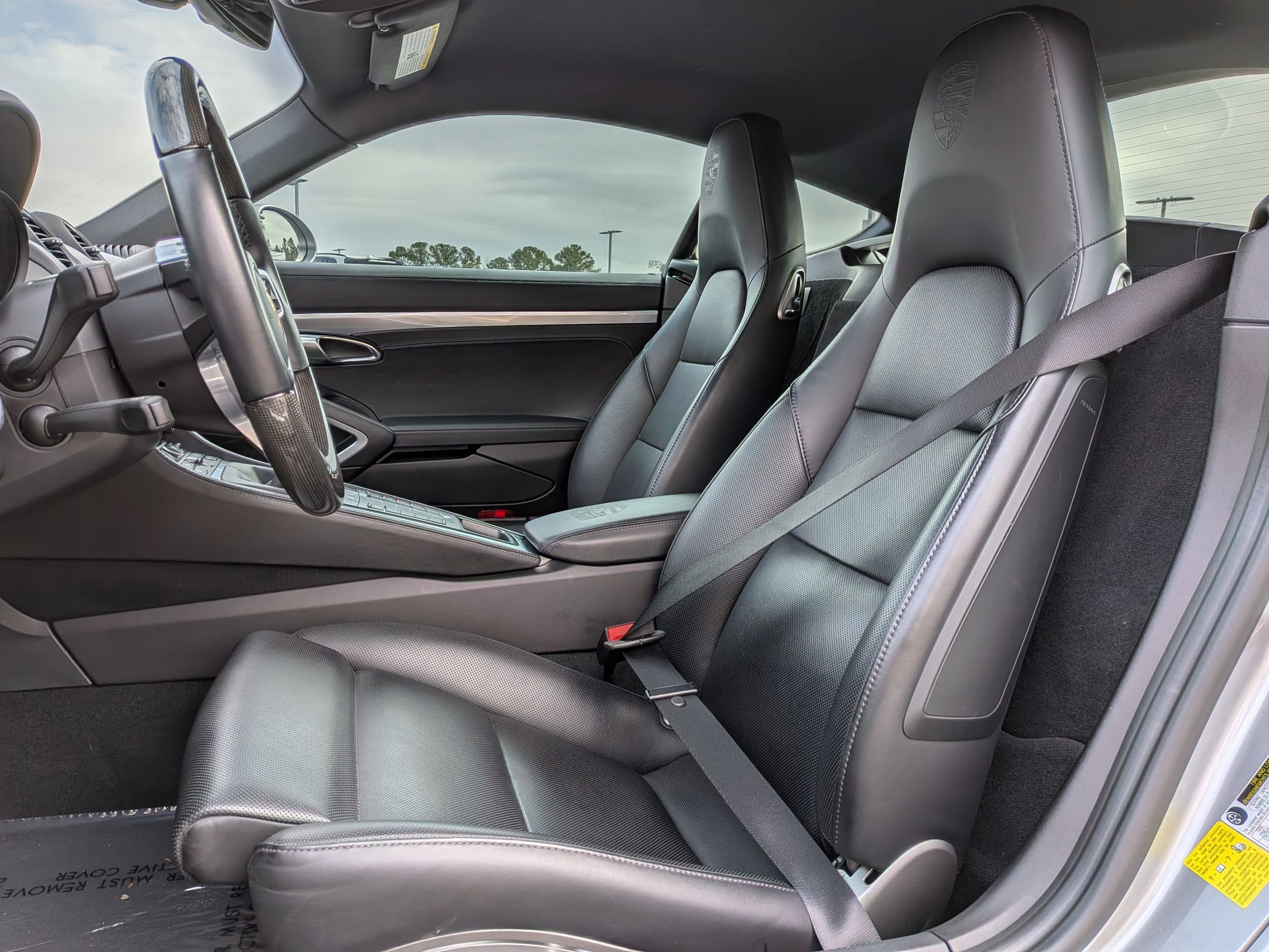 2024 Porsche 718 Cayman photo 4