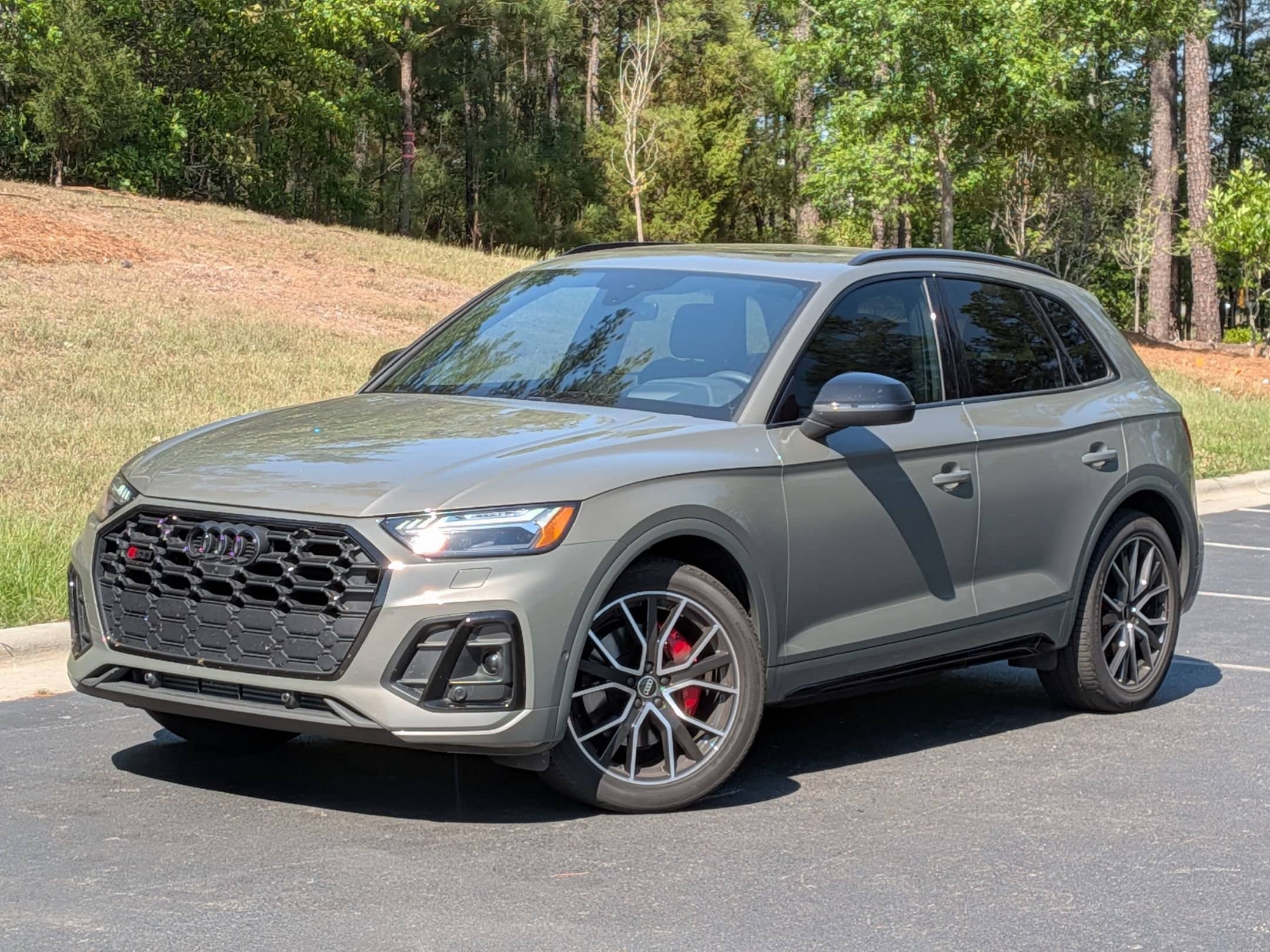 2023 Audi SQ5 Prestige's photo