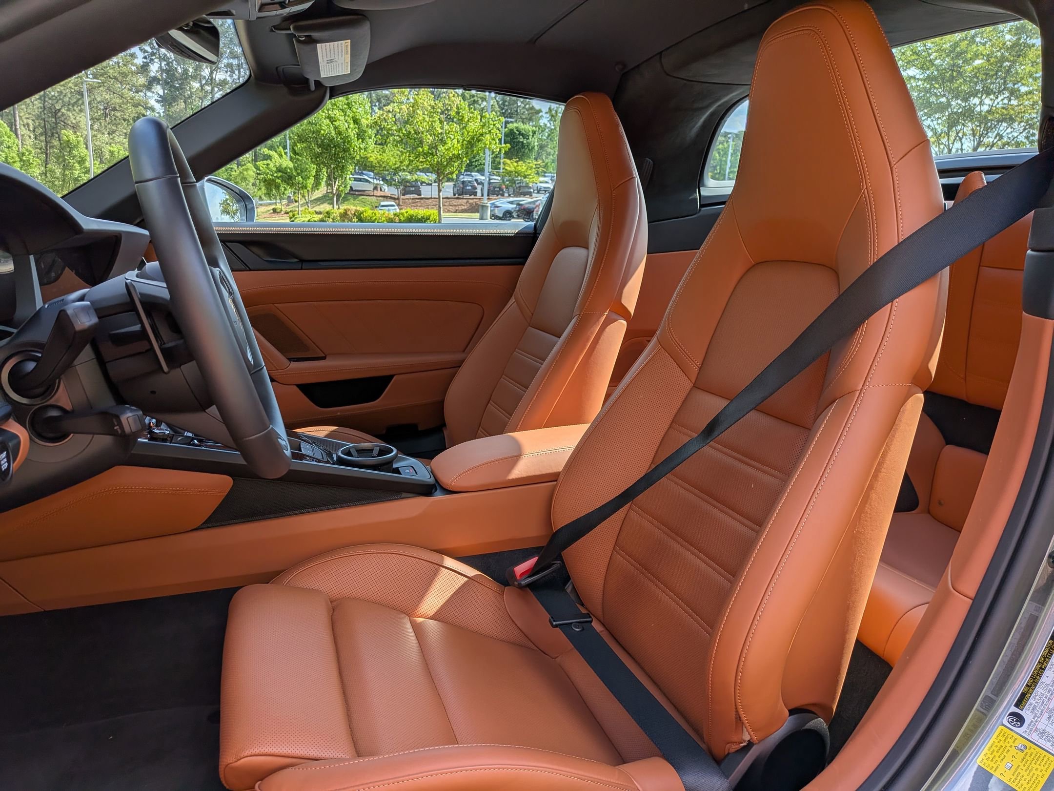 2025 Porsche 911 Targa 4 GTS photo 4