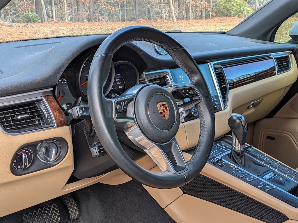 Certified 2018 Porsche Macan SUV