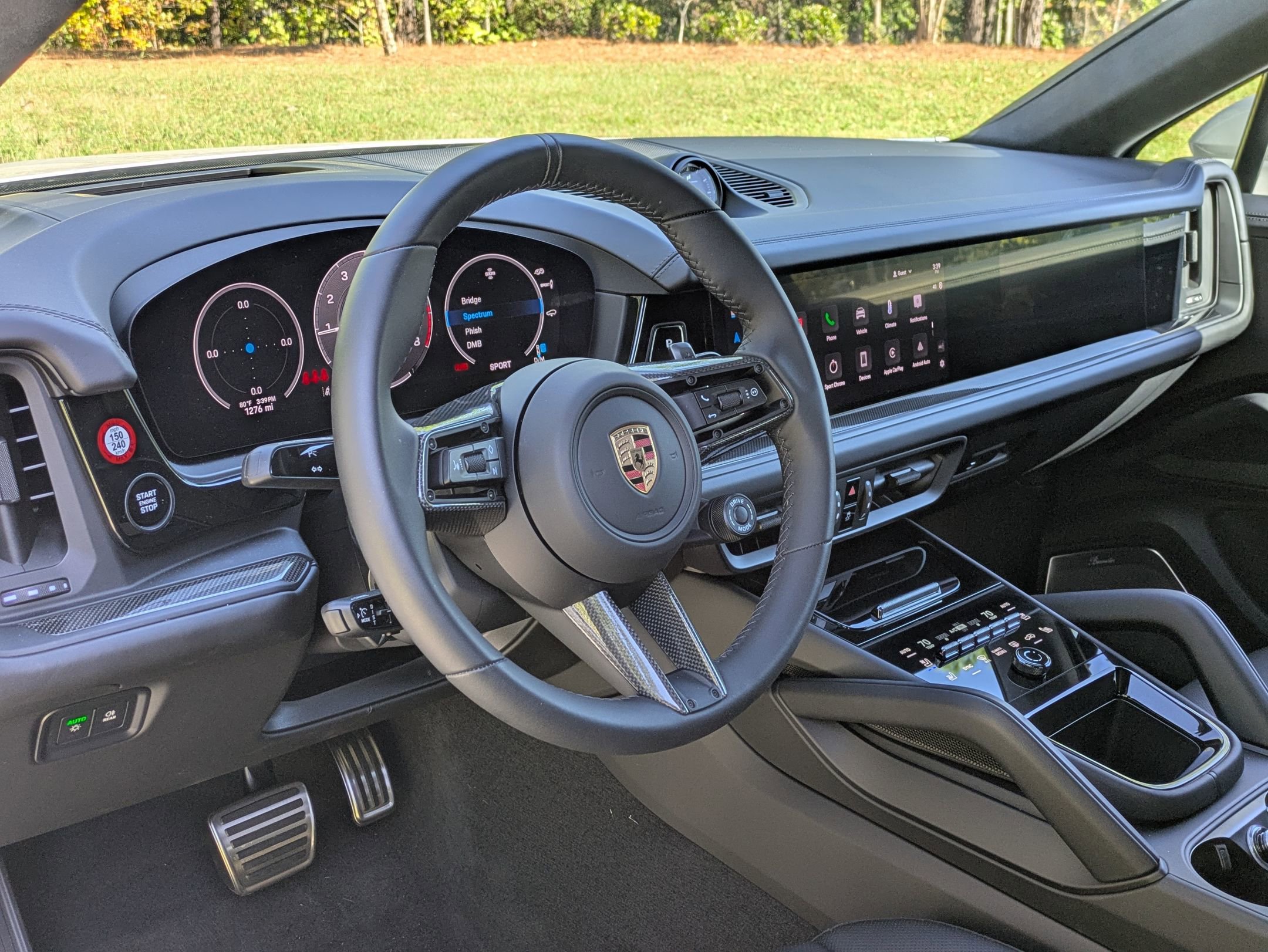 2025 Porsche Cayenne GTS Coupe photo 4