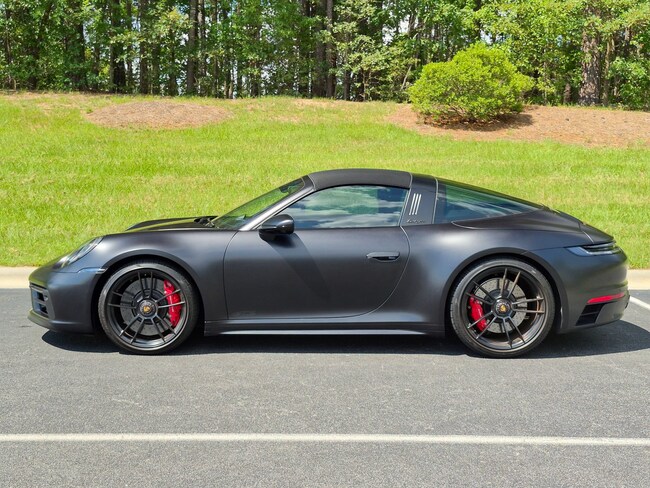 2024 Porsche 911 Targa 4 GTS Coupe